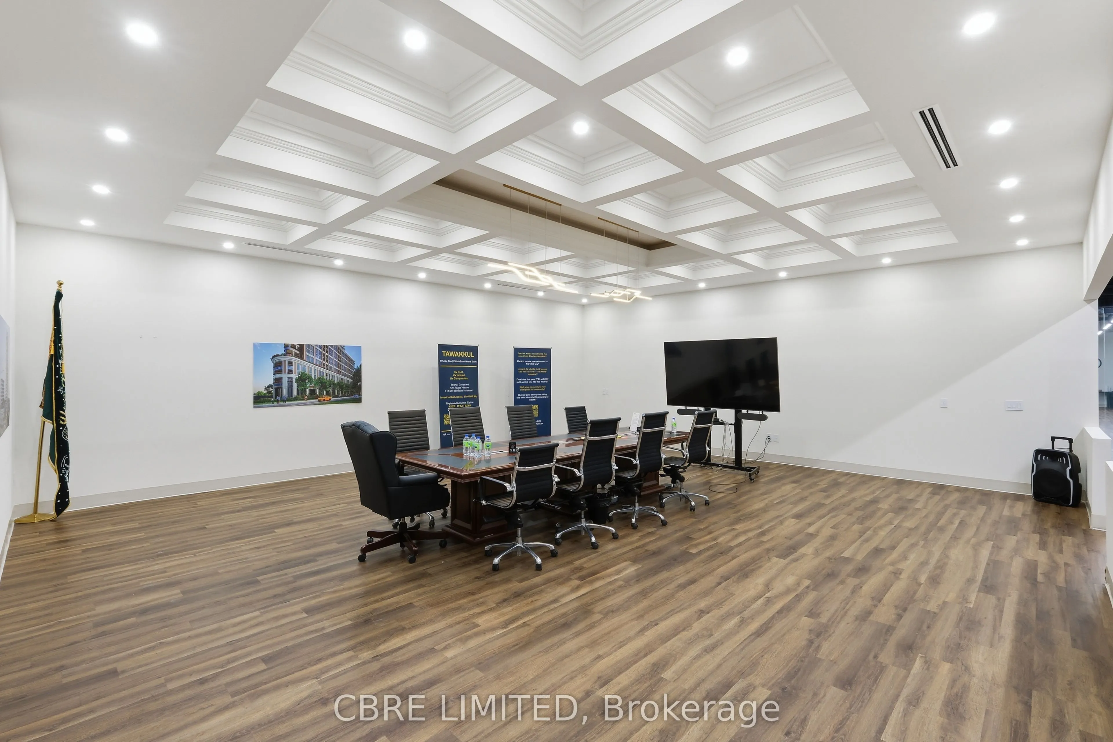 1024 Dundas Street E