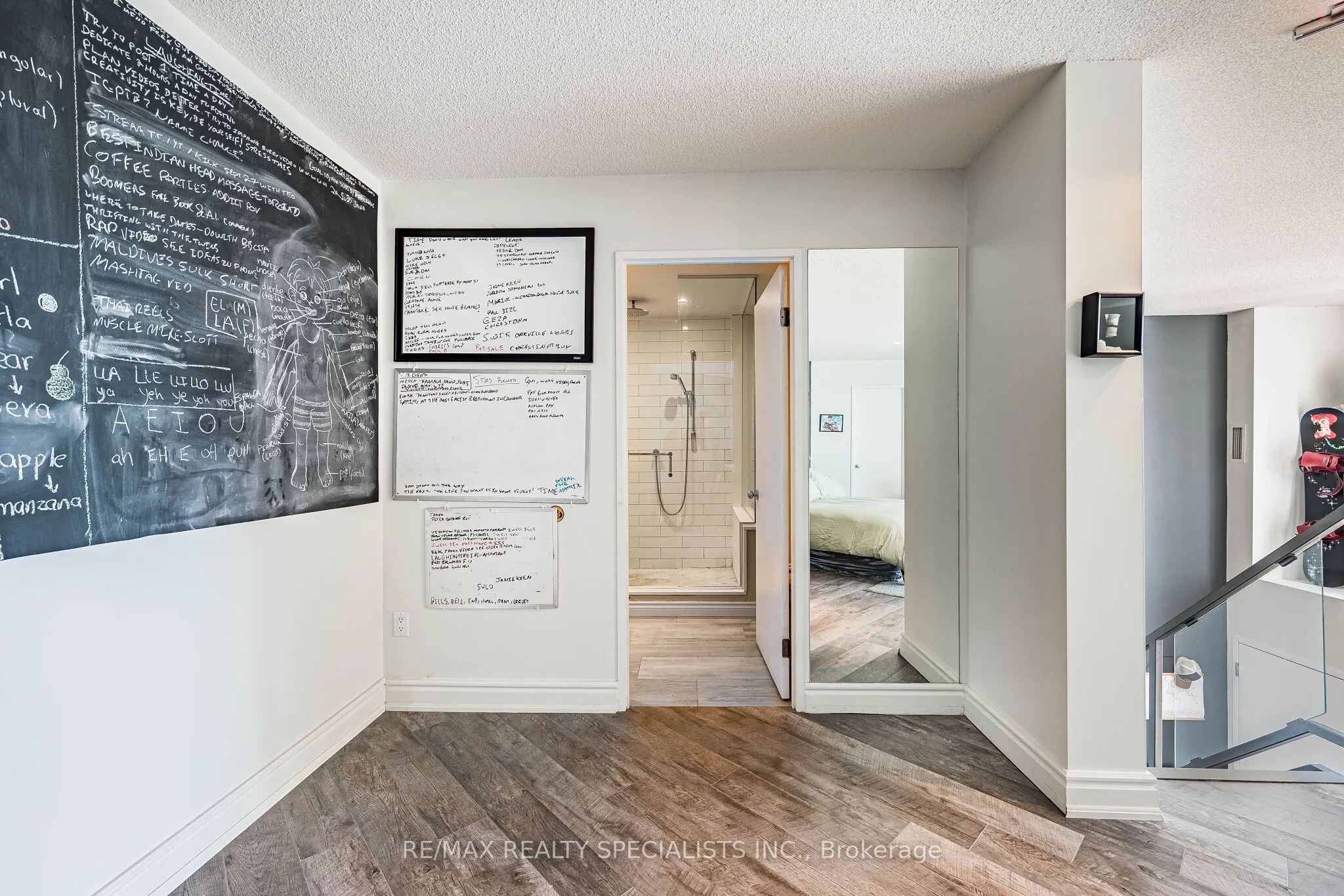 250 Manitoba Street #838