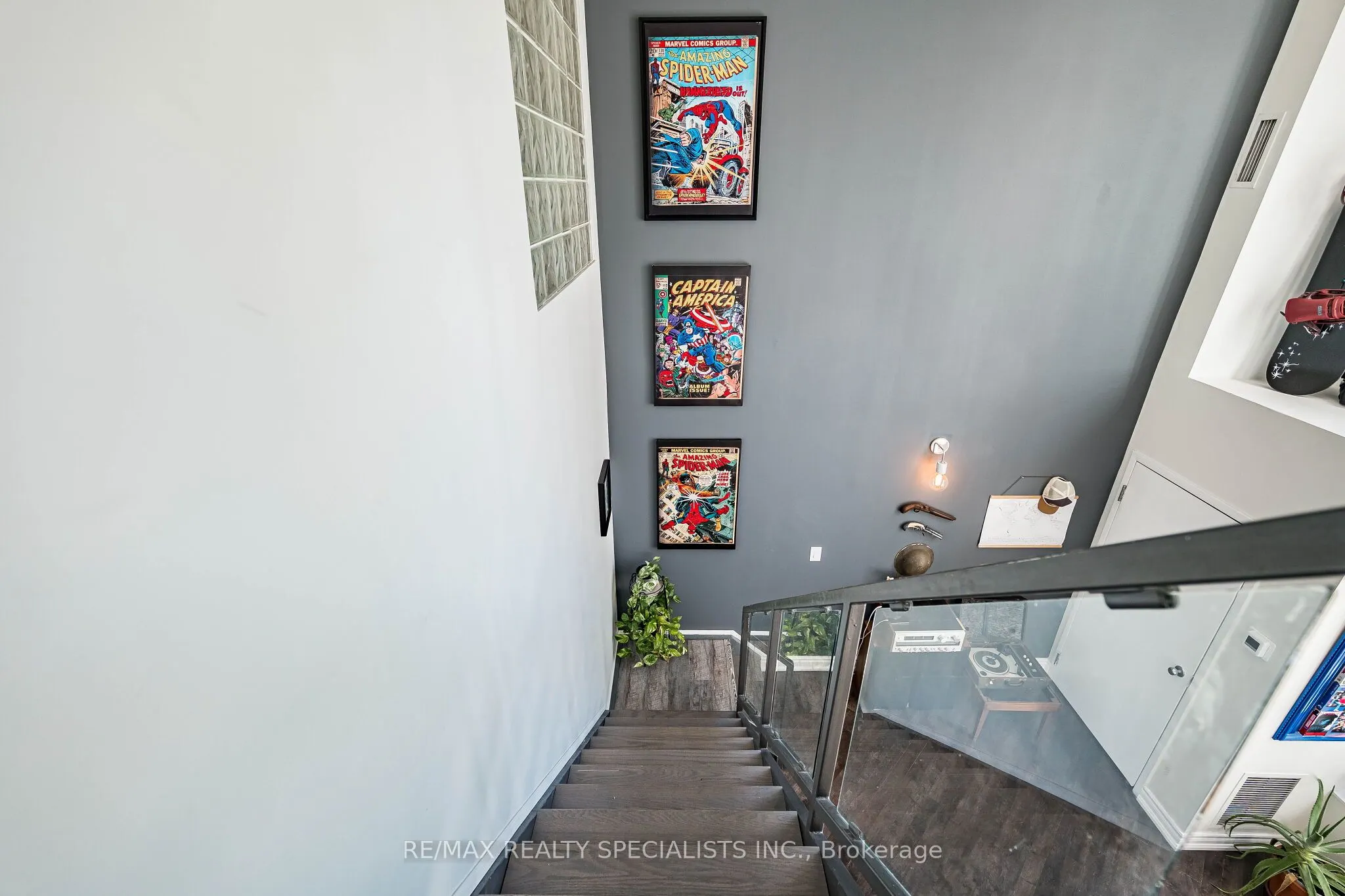 250 Manitoba Street #838