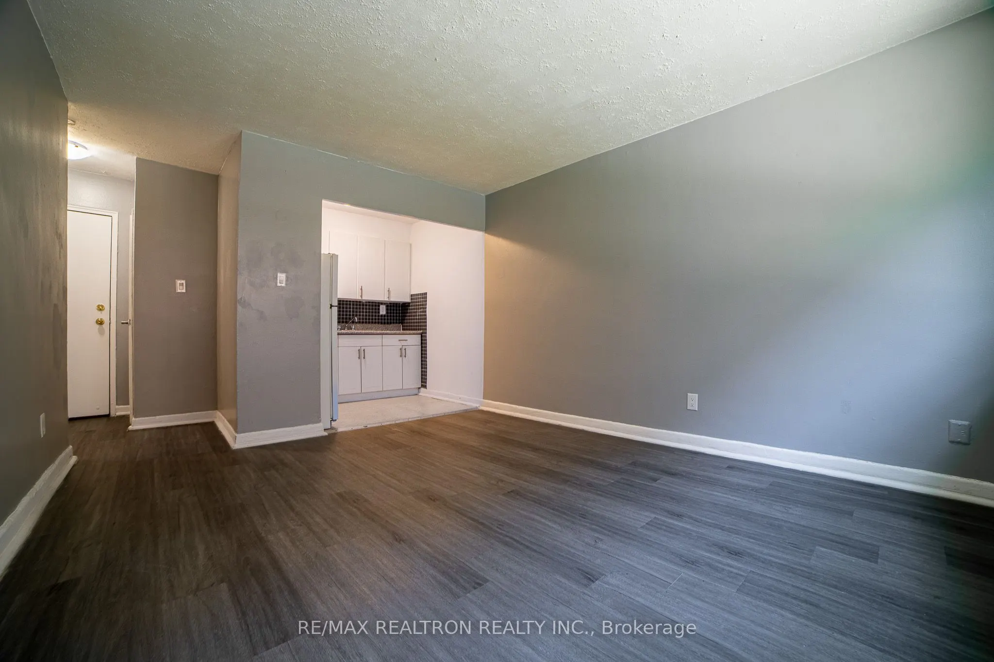 2369 Lake Shore Boulevard W #111