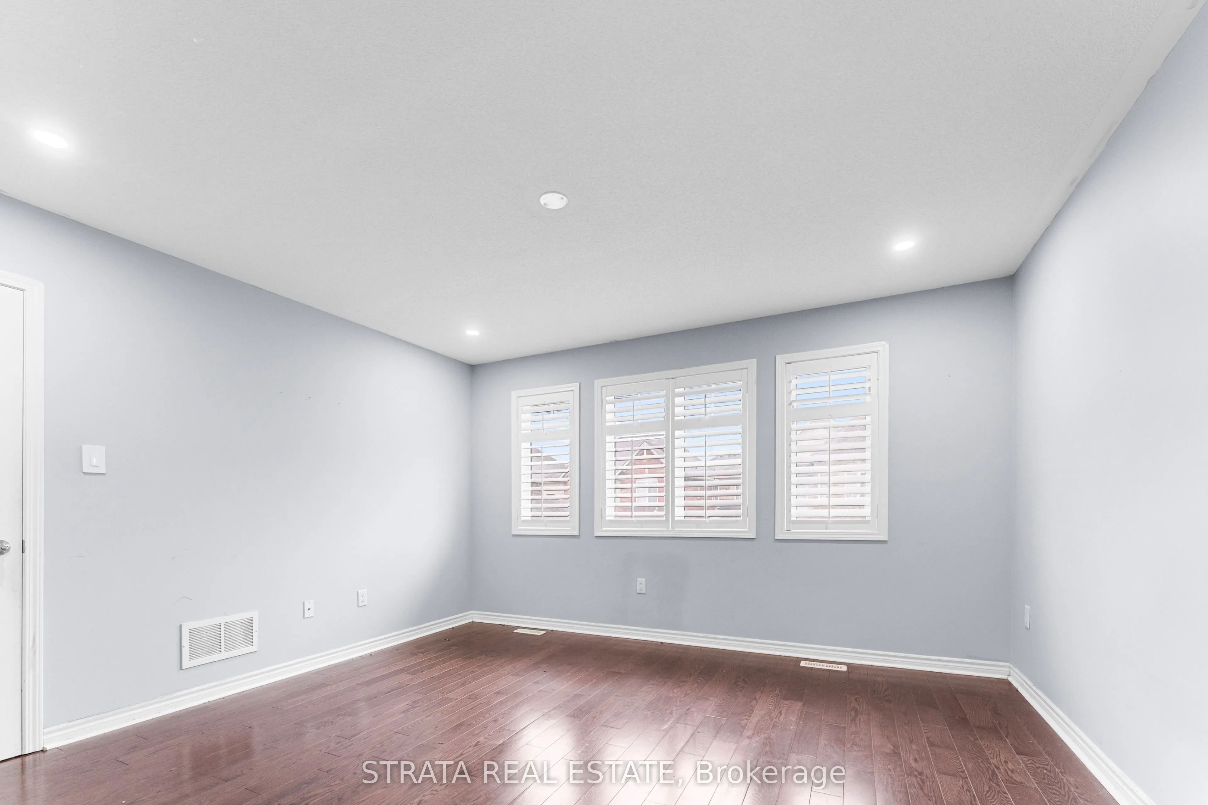 358 Laundon Terrace