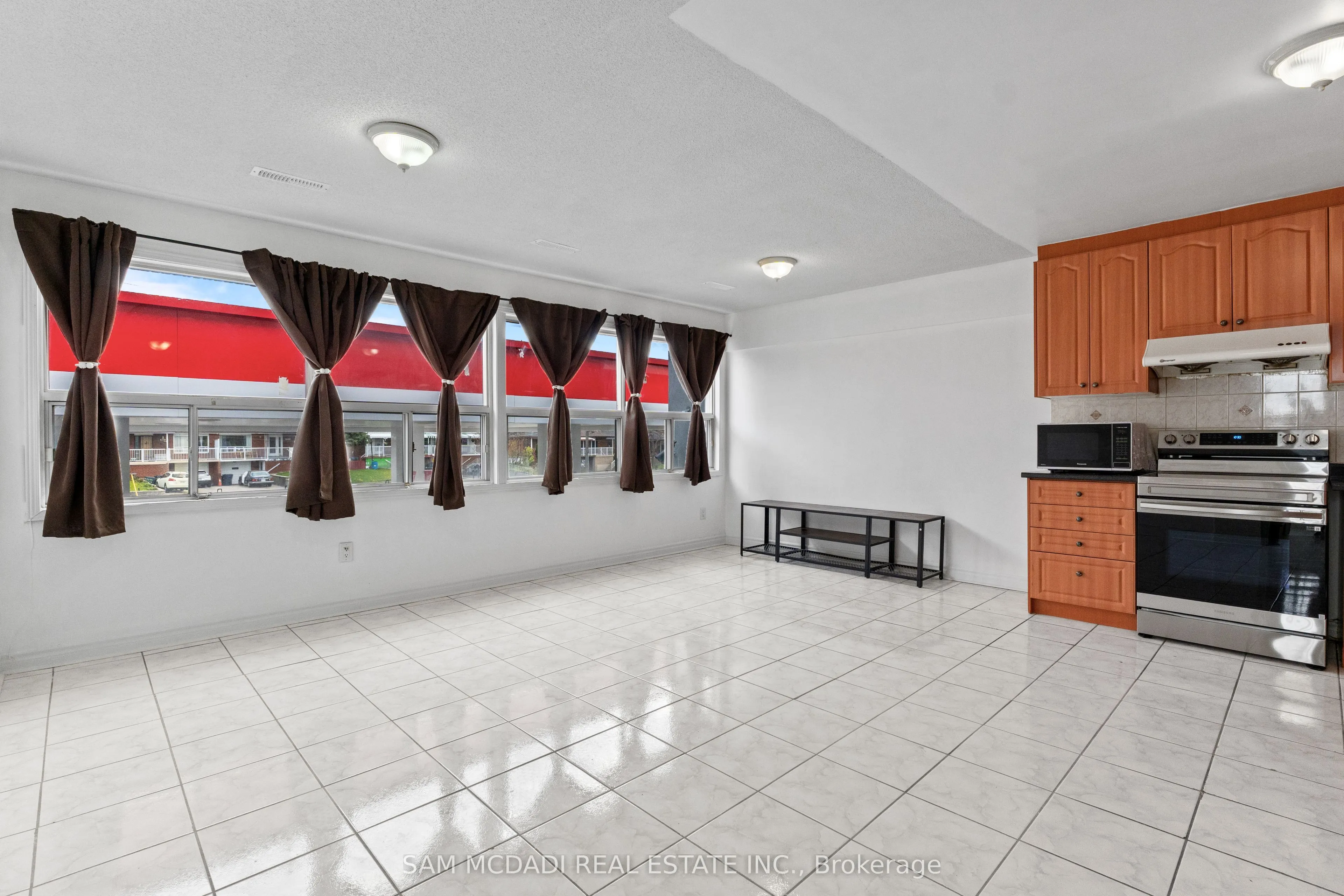 2922 Islington Avenue #3