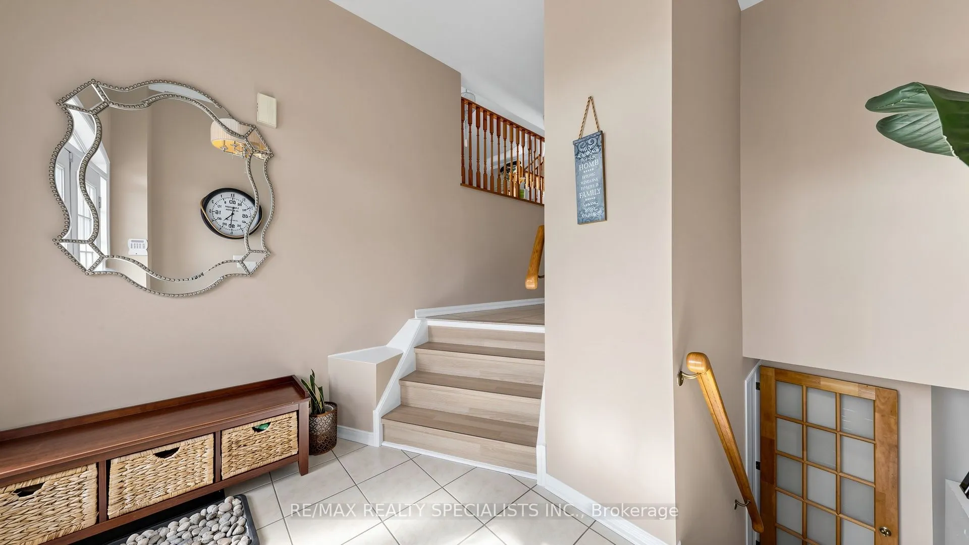193 Queen Mary Drive
