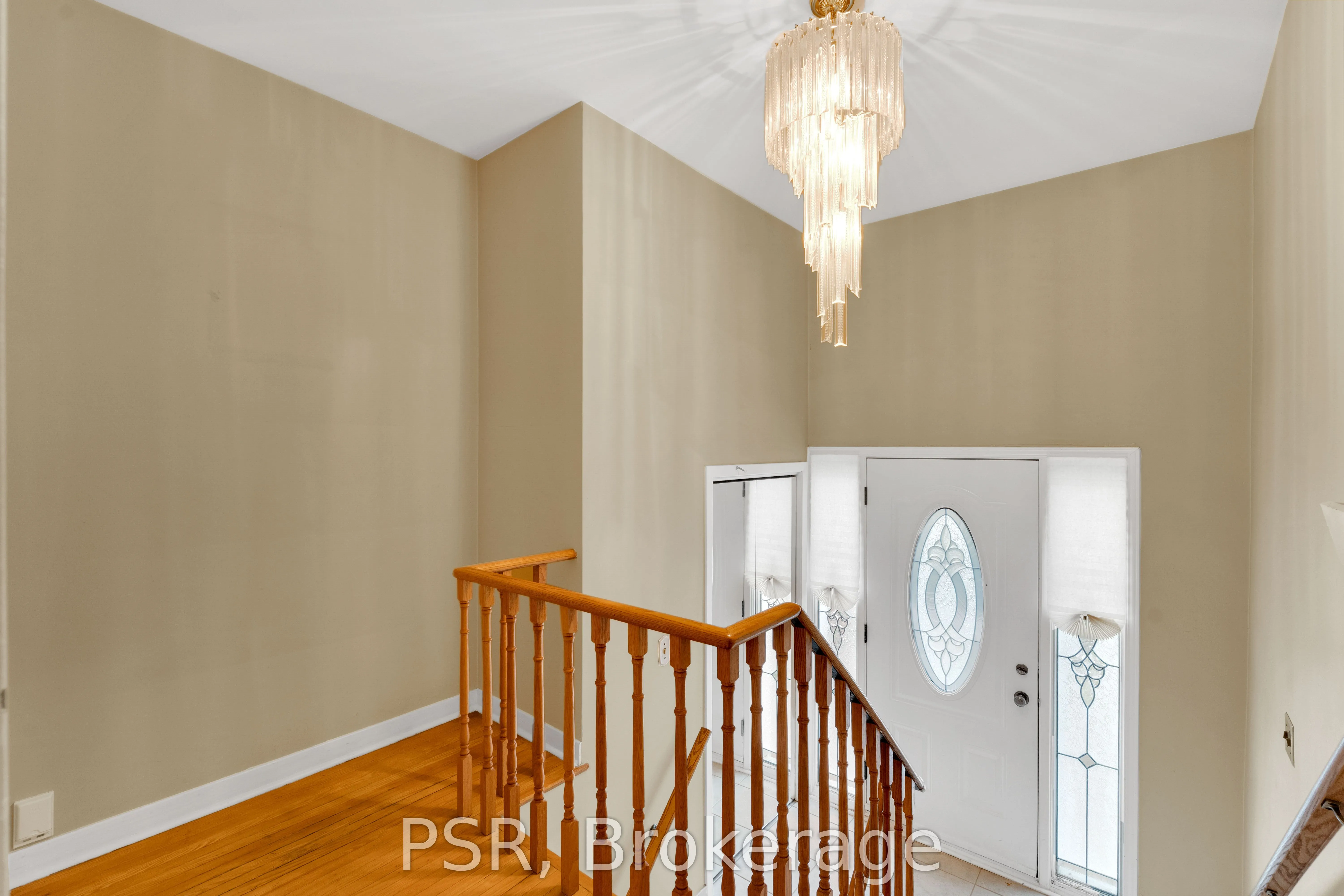 60 Bamford Crescent