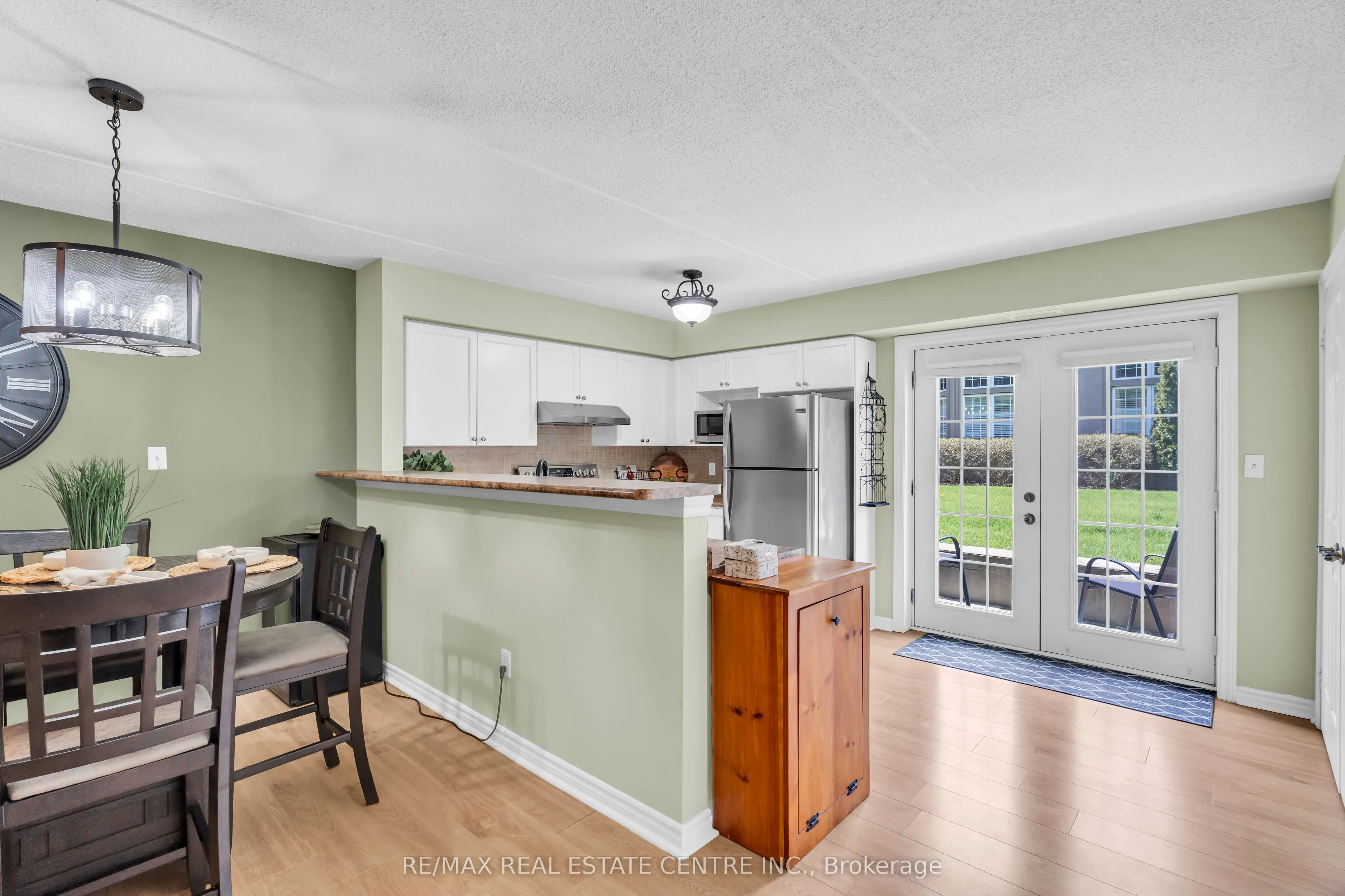 1479 Maple Avenue #102
