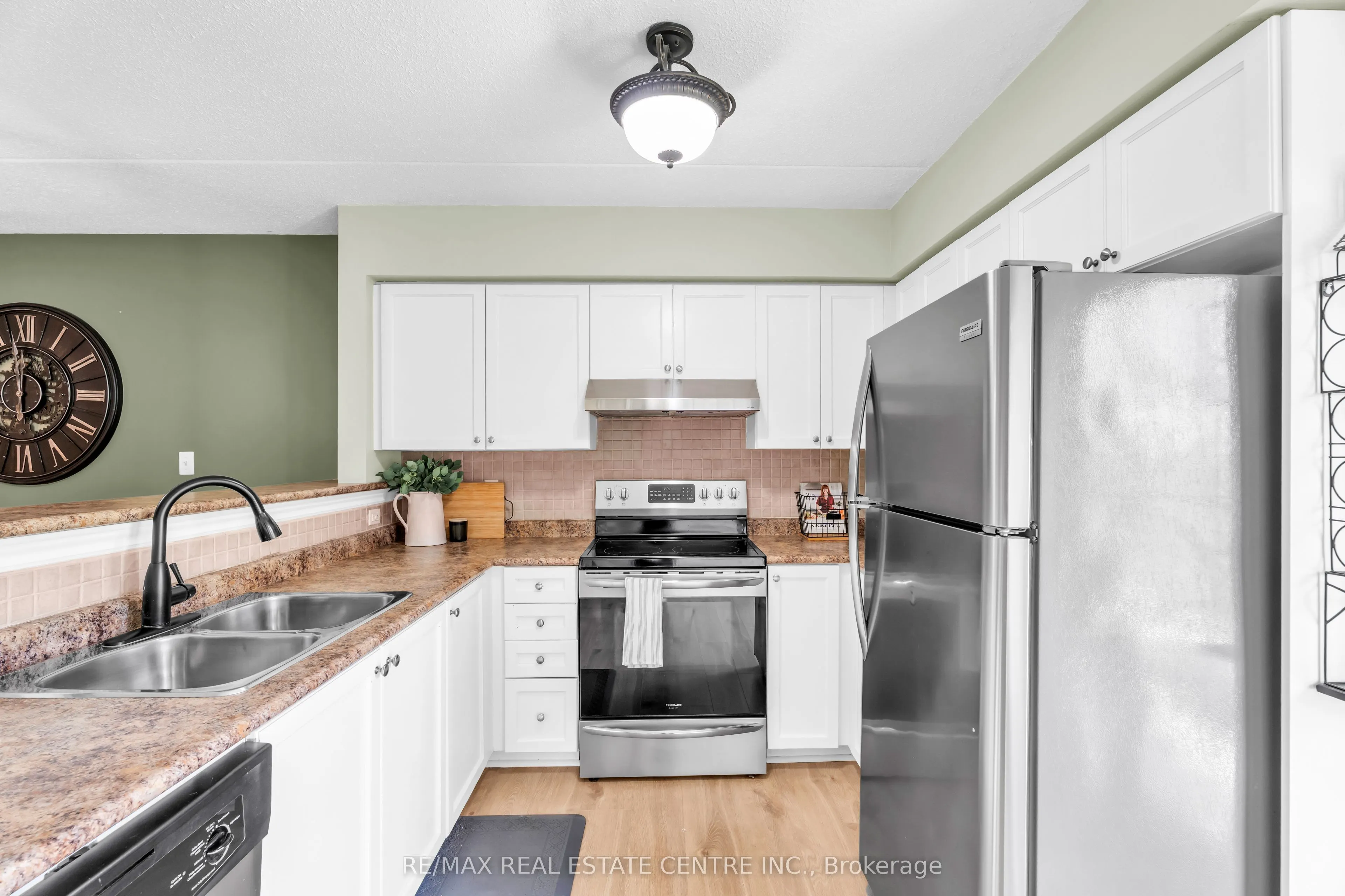 1479 Maple Avenue #102