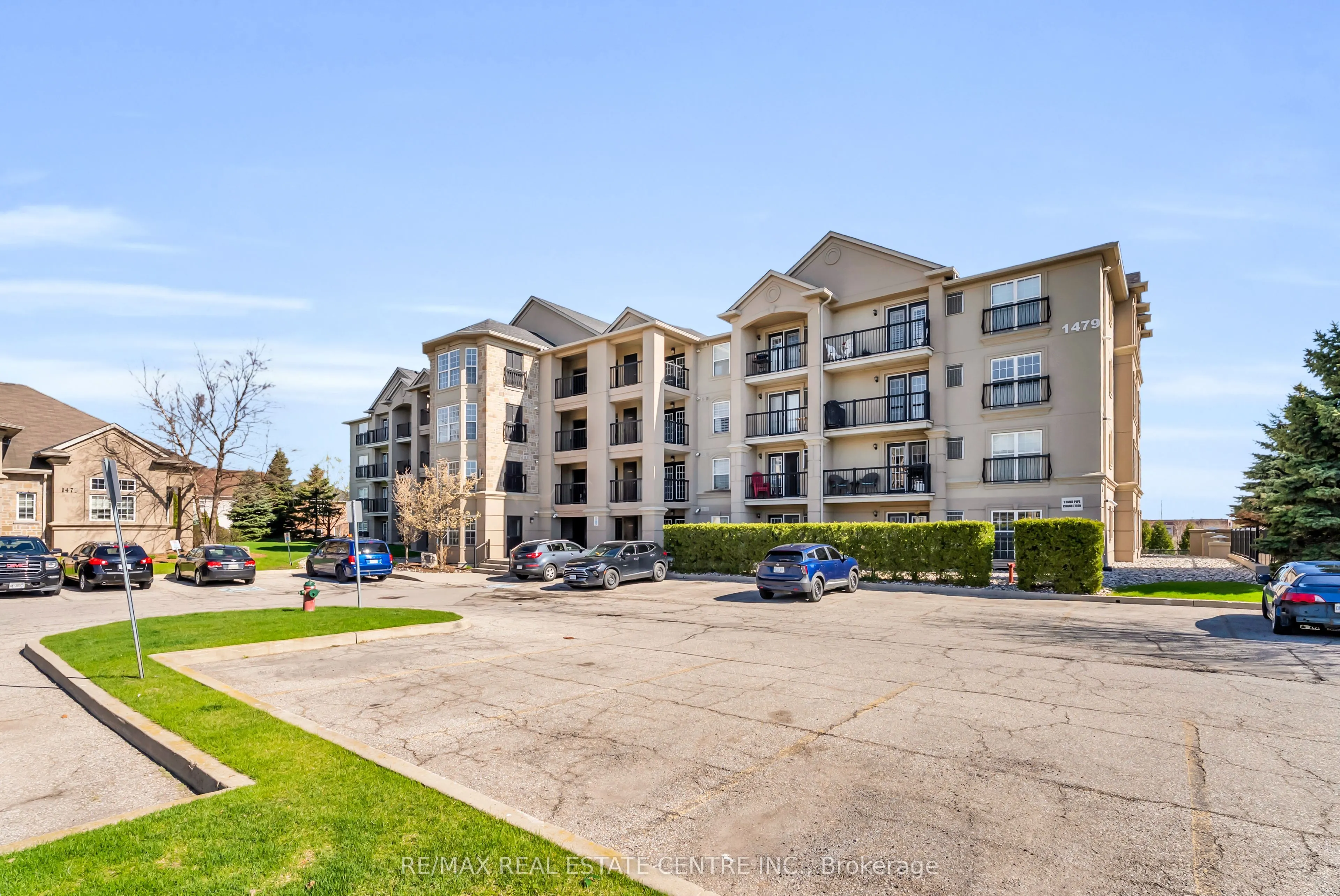 1479 Maple Avenue #102