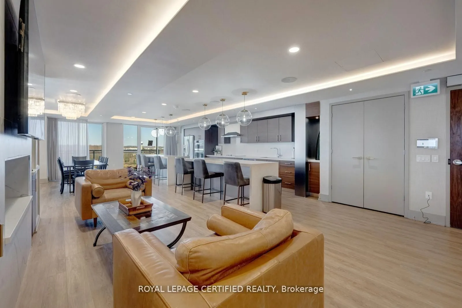 1050 Main Street E #114