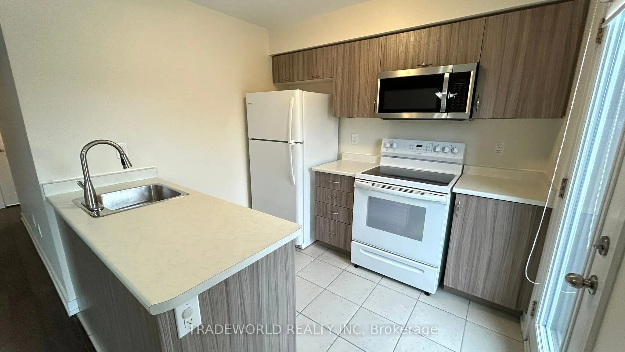2355 Sheppard Avenue W #231