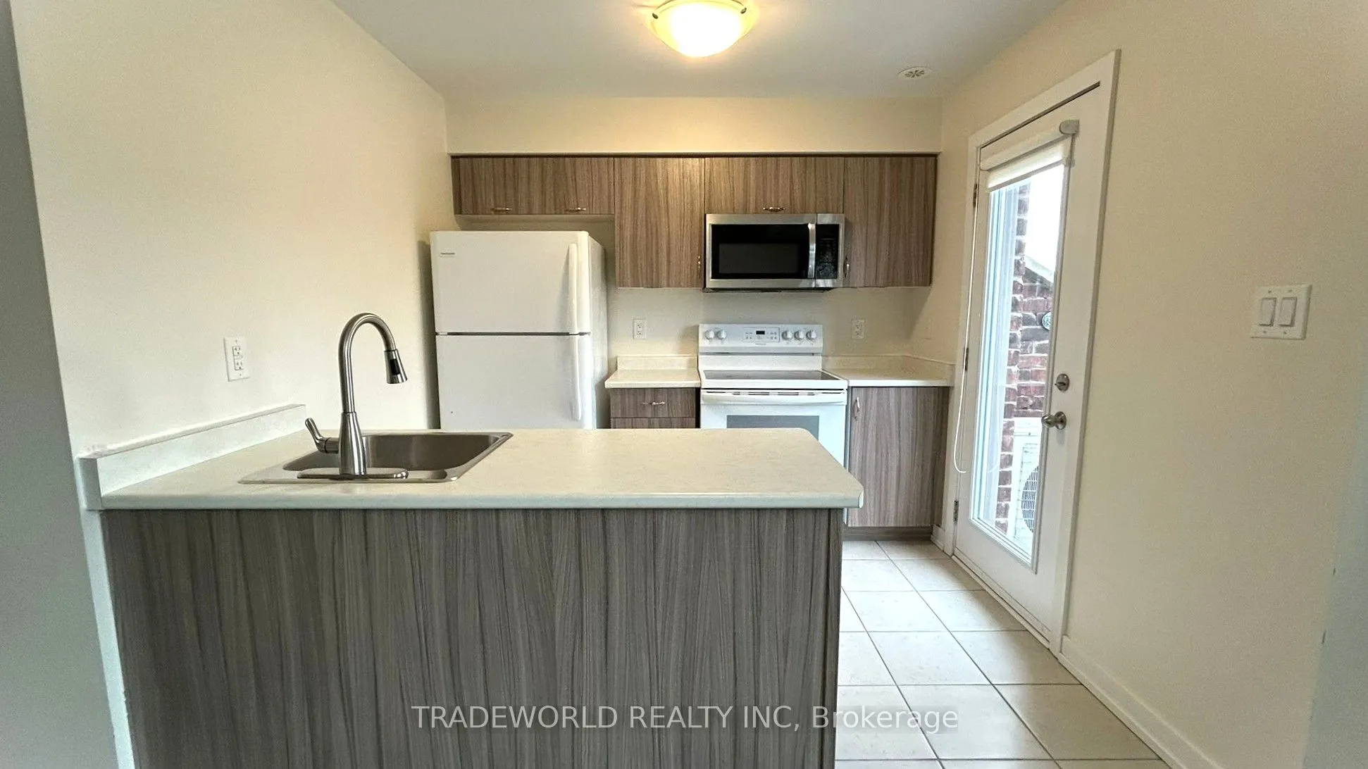 2355 Sheppard Avenue W #231