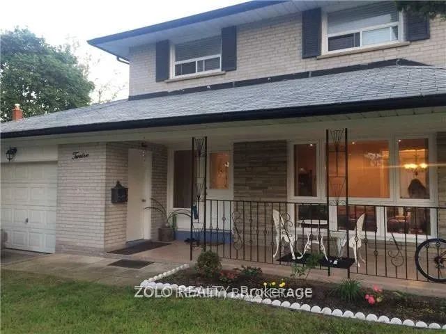 12 Quinby Court