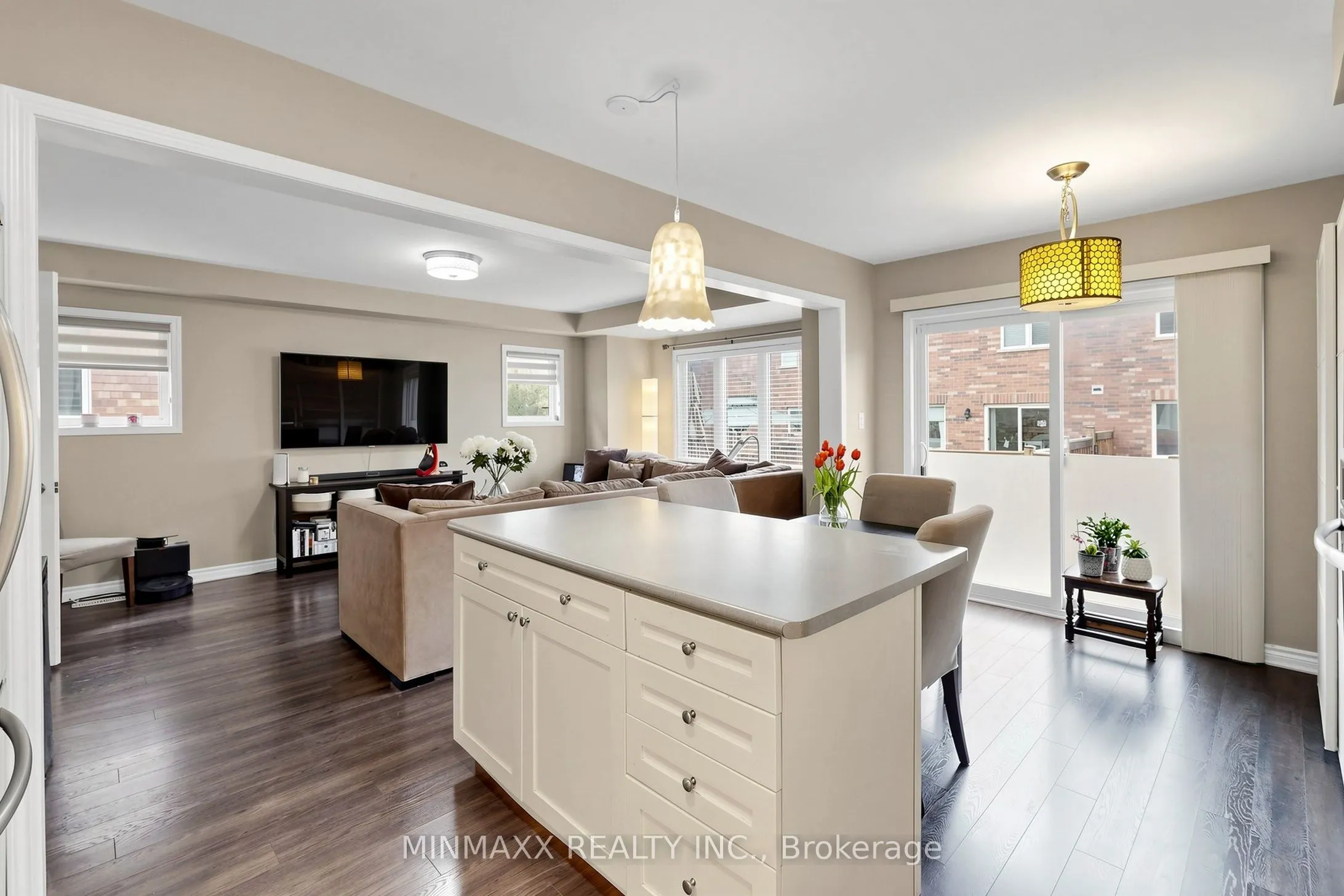 30 Dredge Court