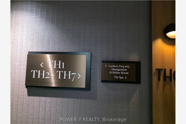 21 Park Street E