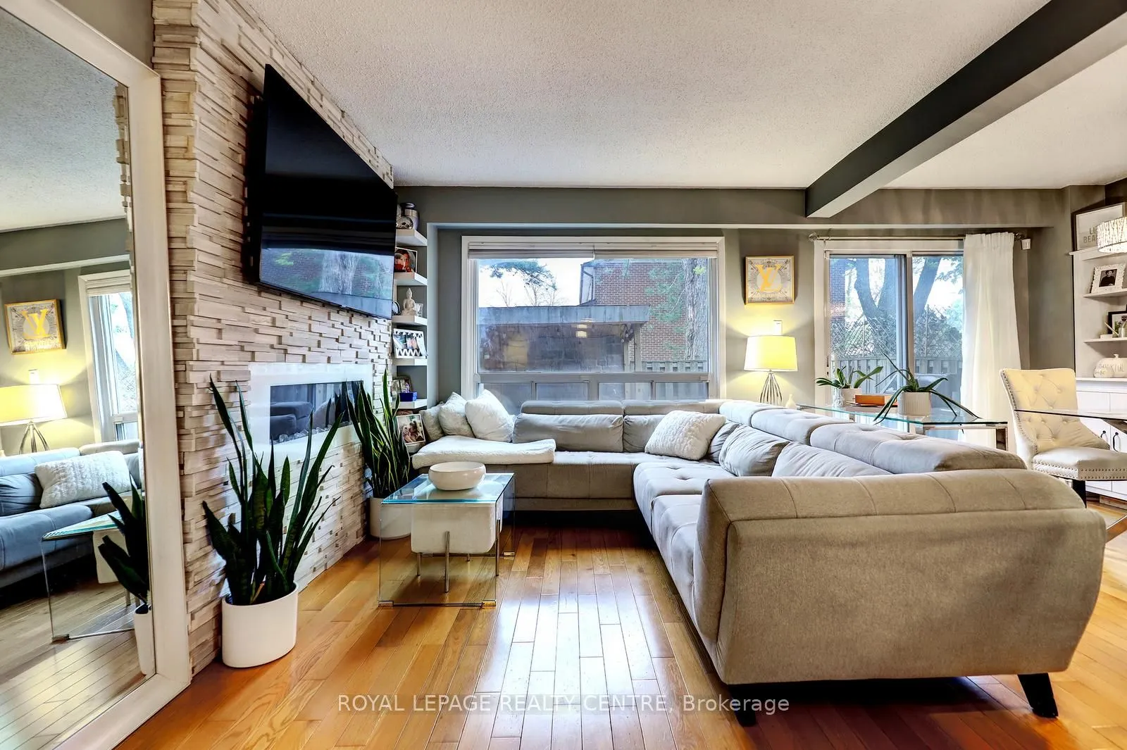 3025 Cedarglen Gate #60