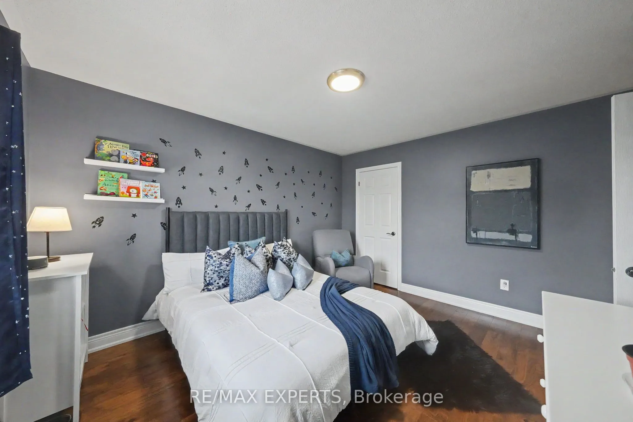 2 Ironhorse Crescent