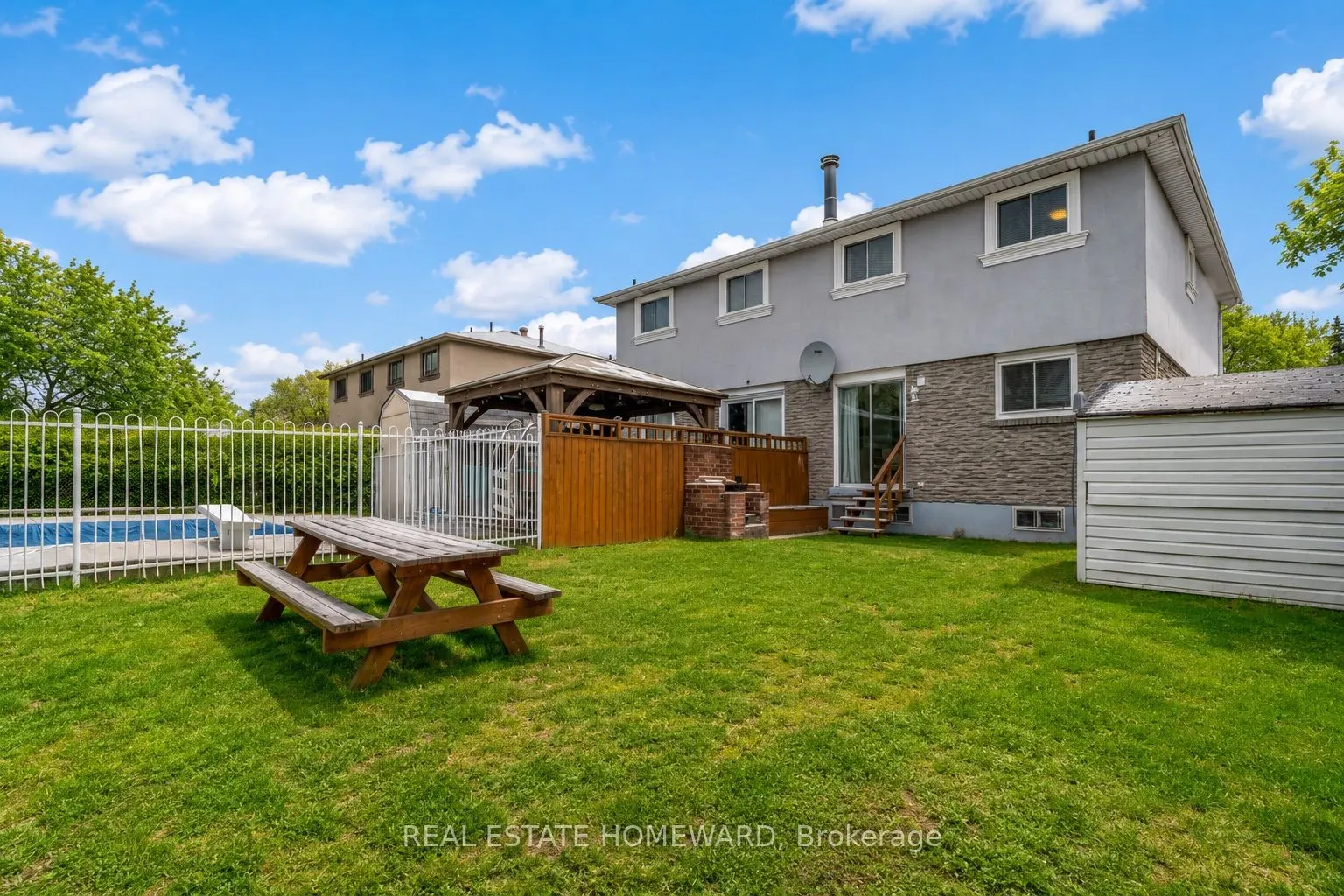 783 Dodsworth Crescent