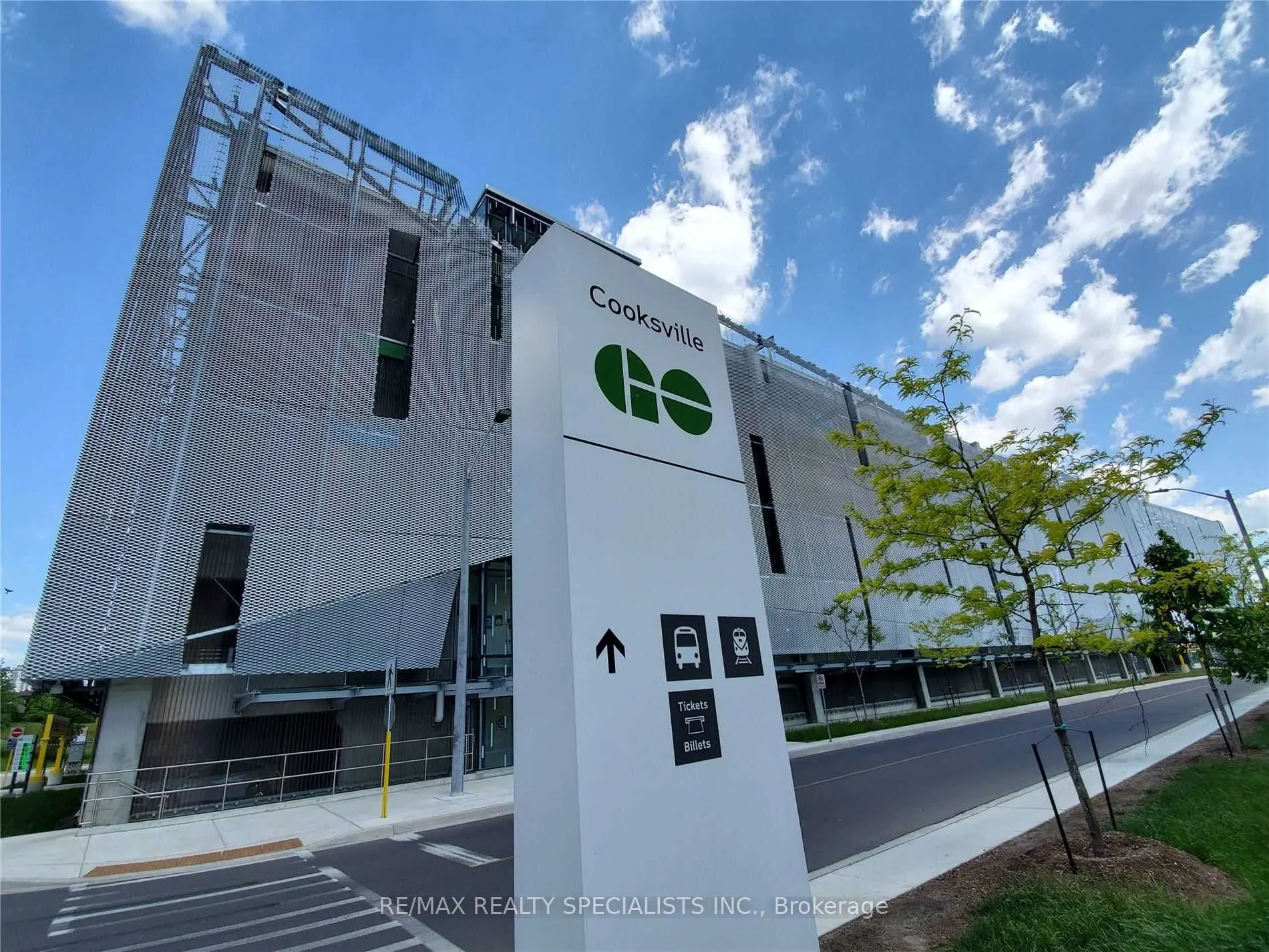 145 Hillcrest Avenue #1709
