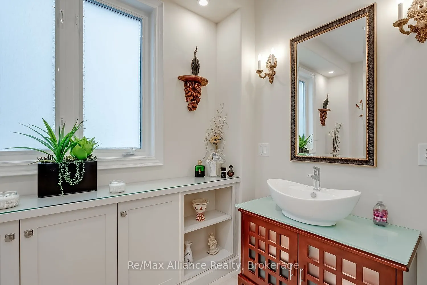203 Burloak Drive