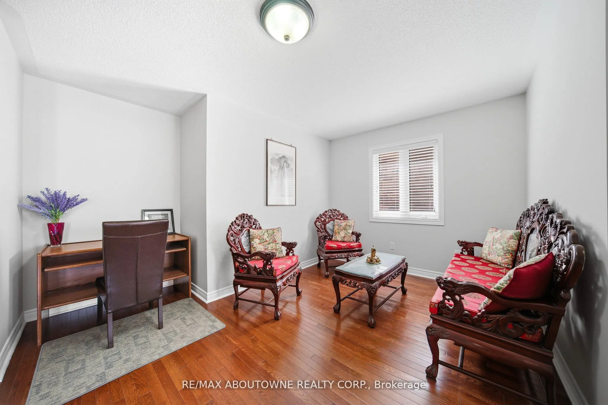 884 Stoutt Crescent