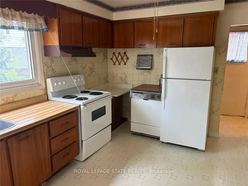 2379 Maryvale Court