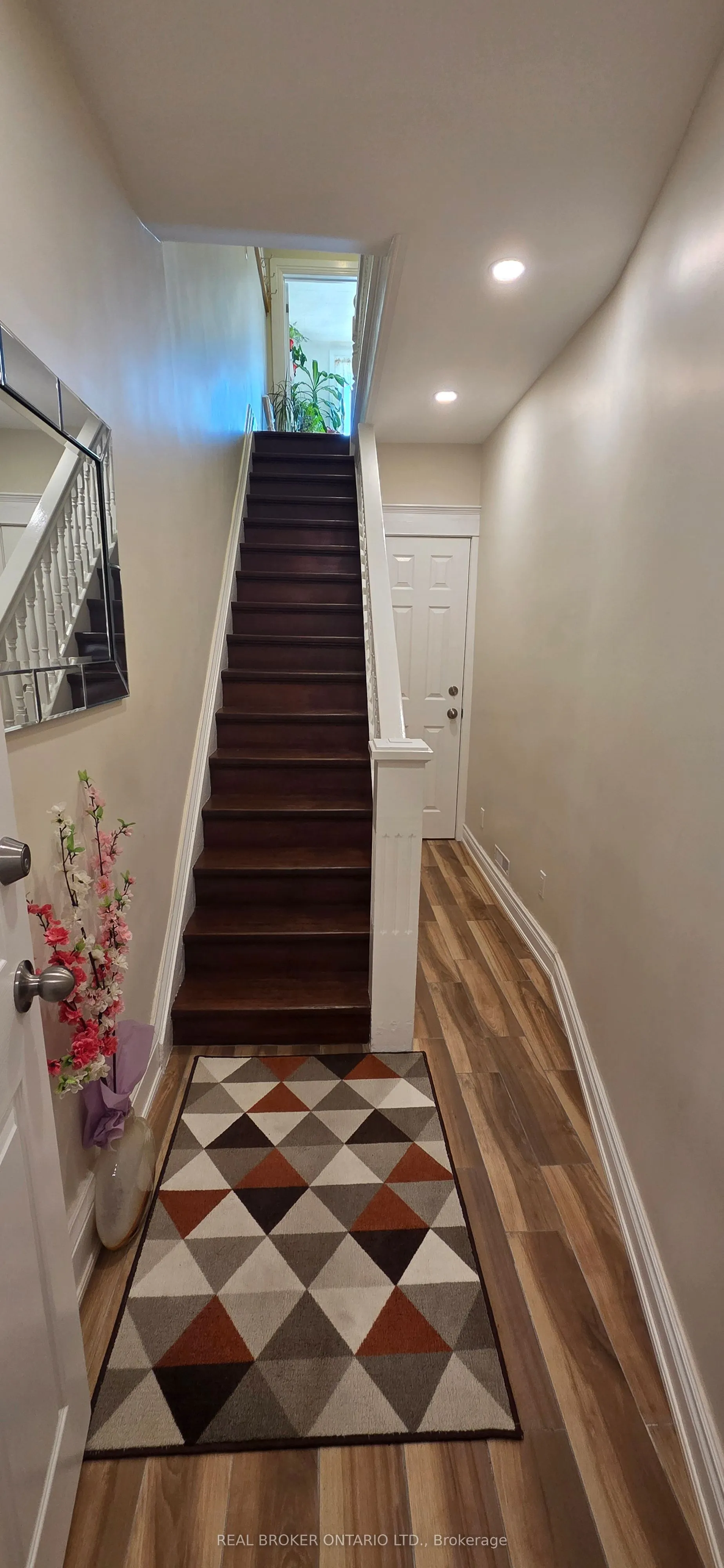 17 Howard Park Avenue