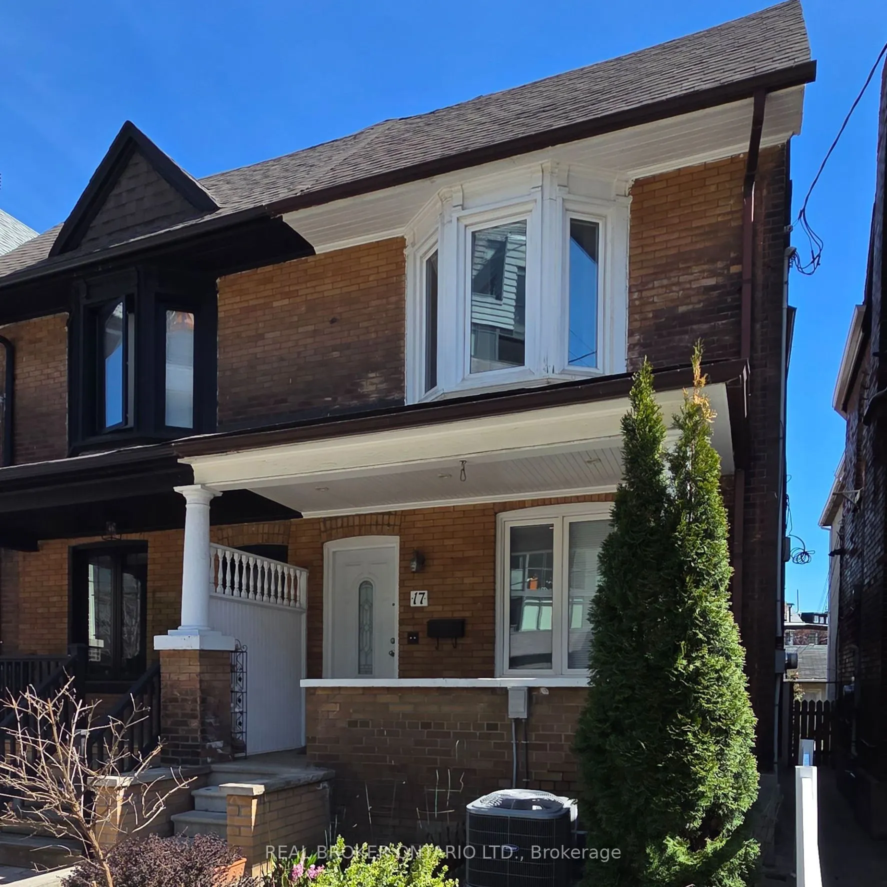17 Howard Park Avenue