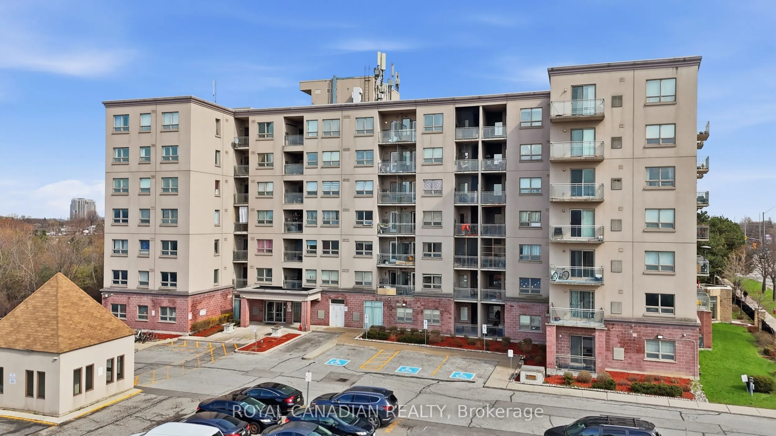 7405 Goreway Drive #619