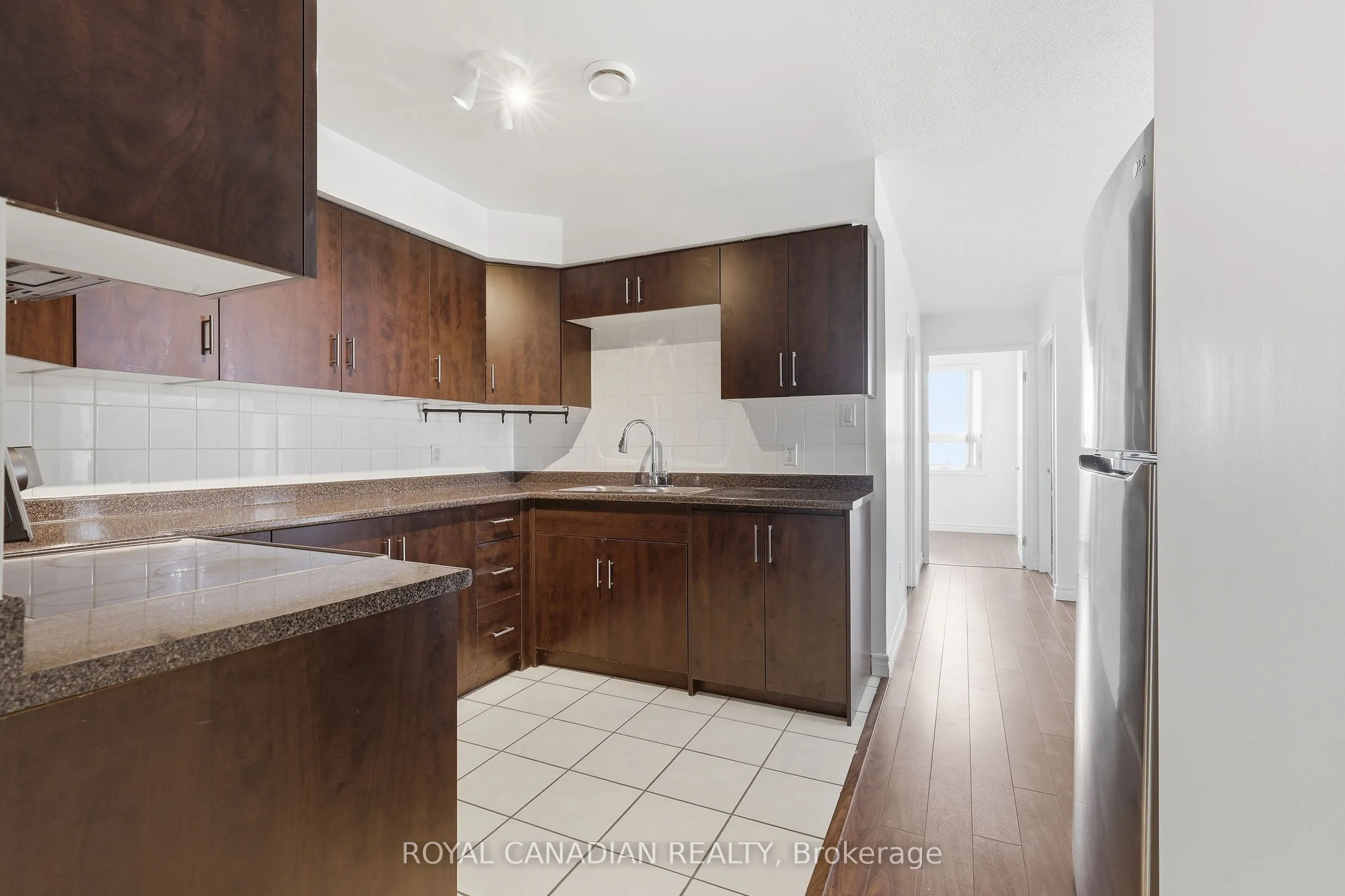 7405 Goreway Drive #619