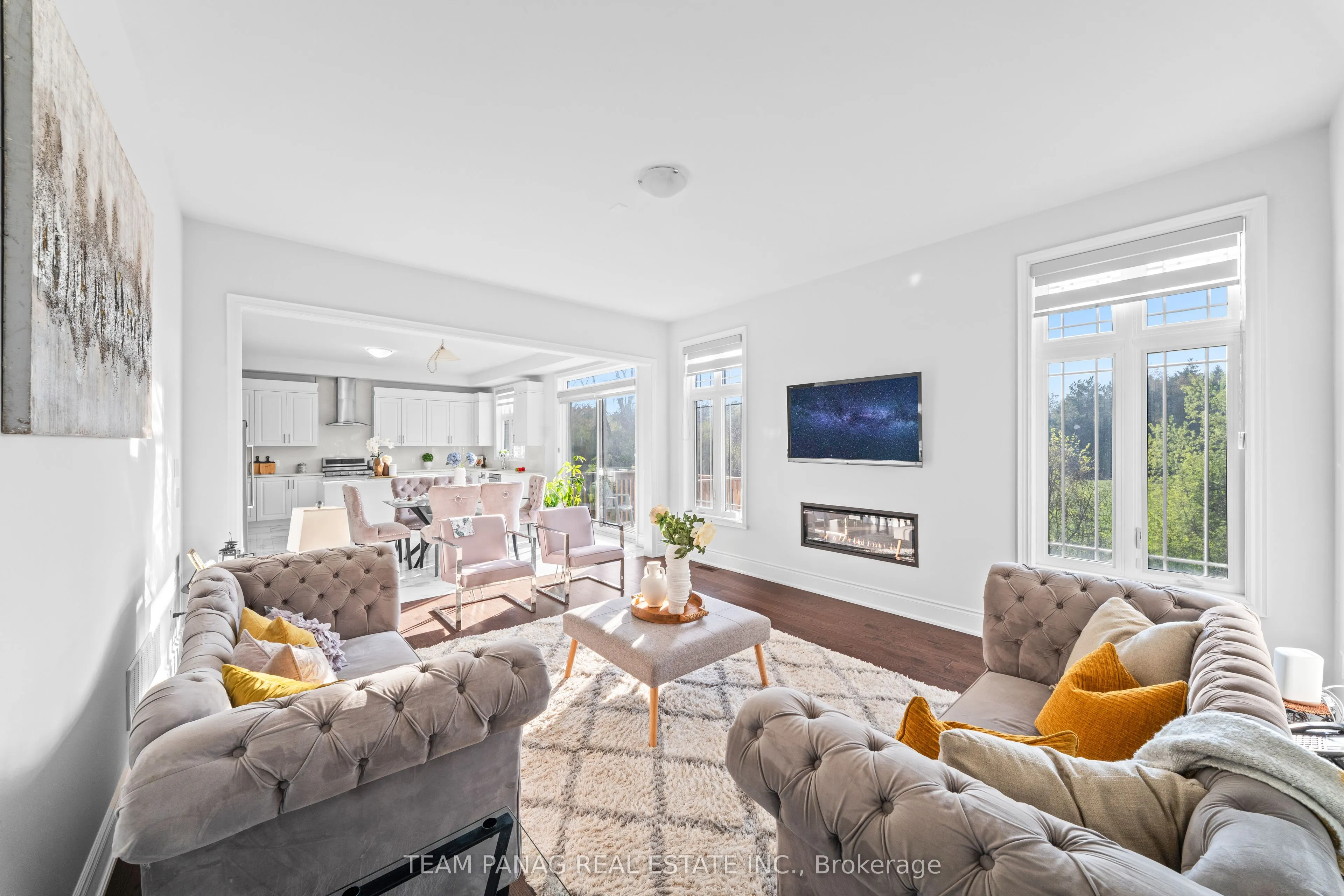 91 Raspberry Ridge Avenue