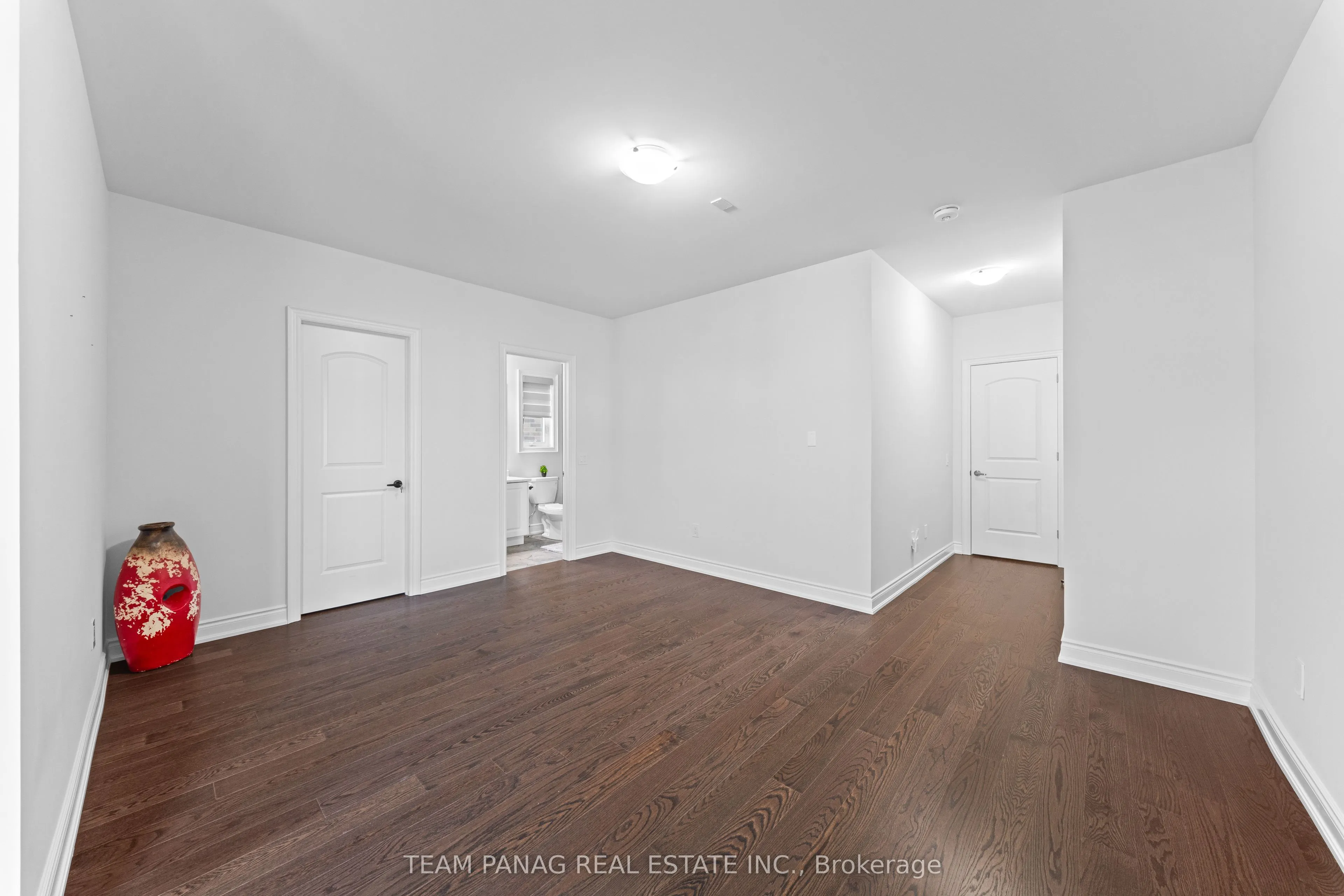 91 Raspberry Ridge Avenue
