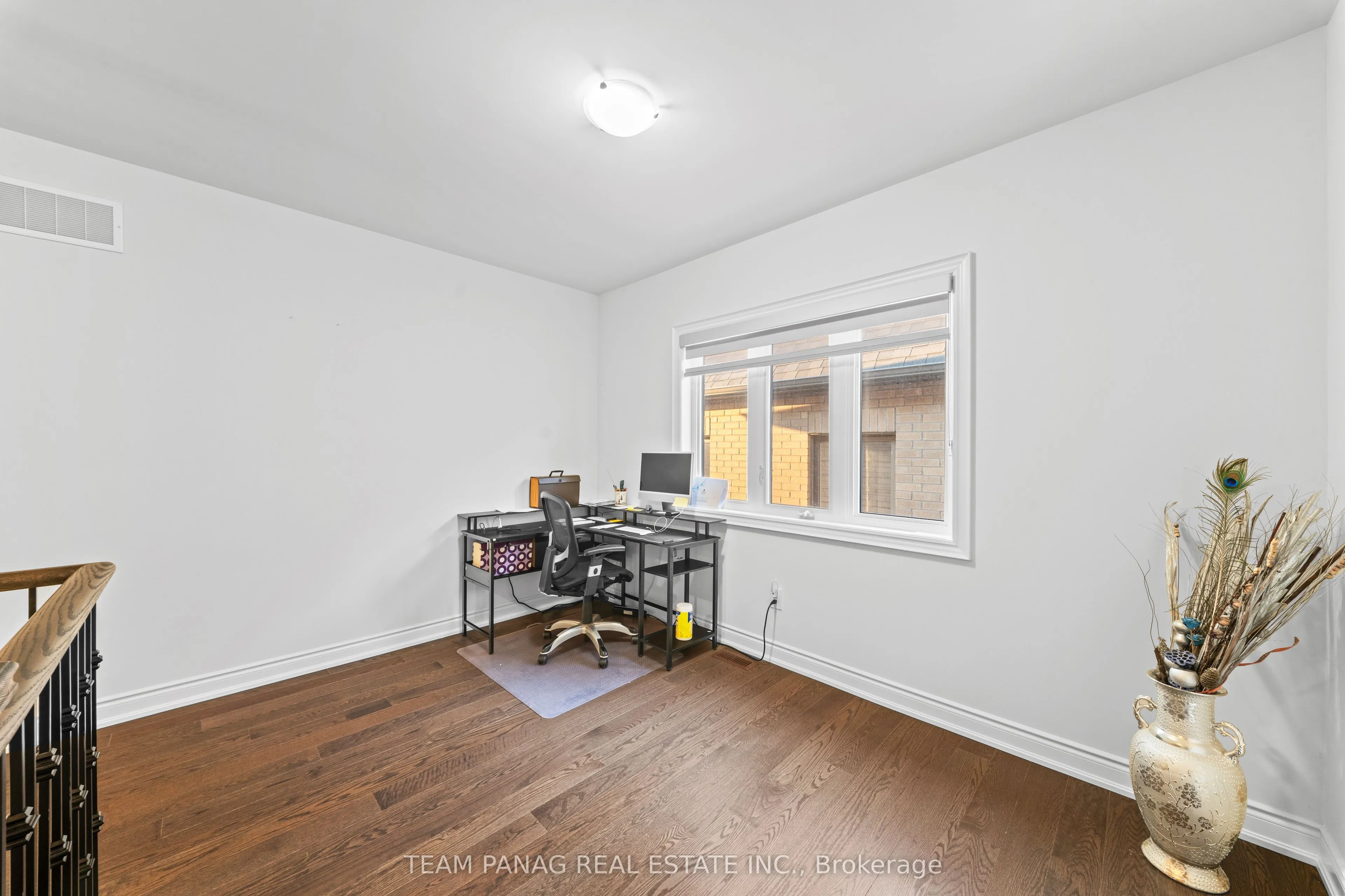91 Raspberry Ridge Avenue