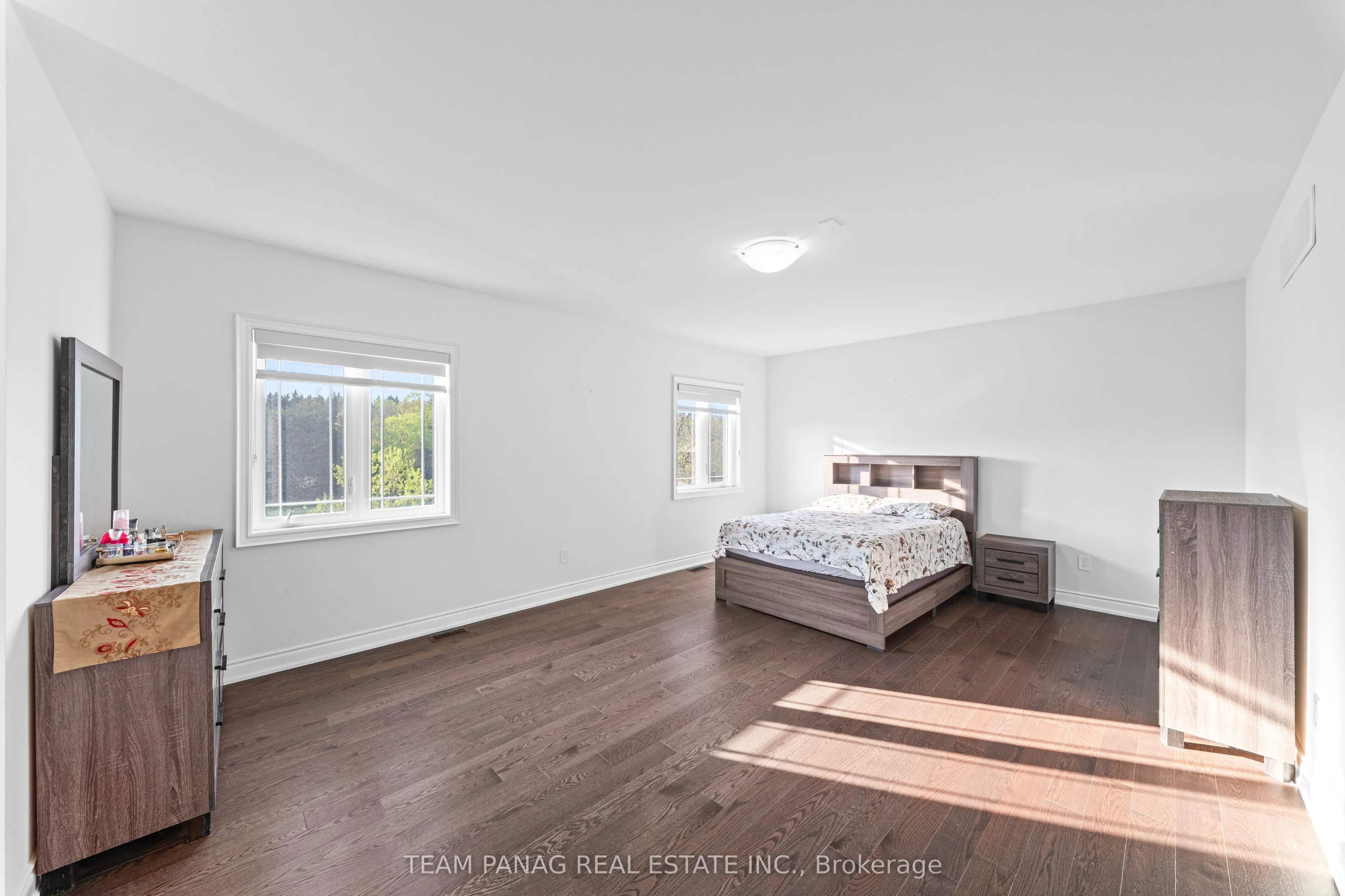 91 Raspberry Ridge Avenue