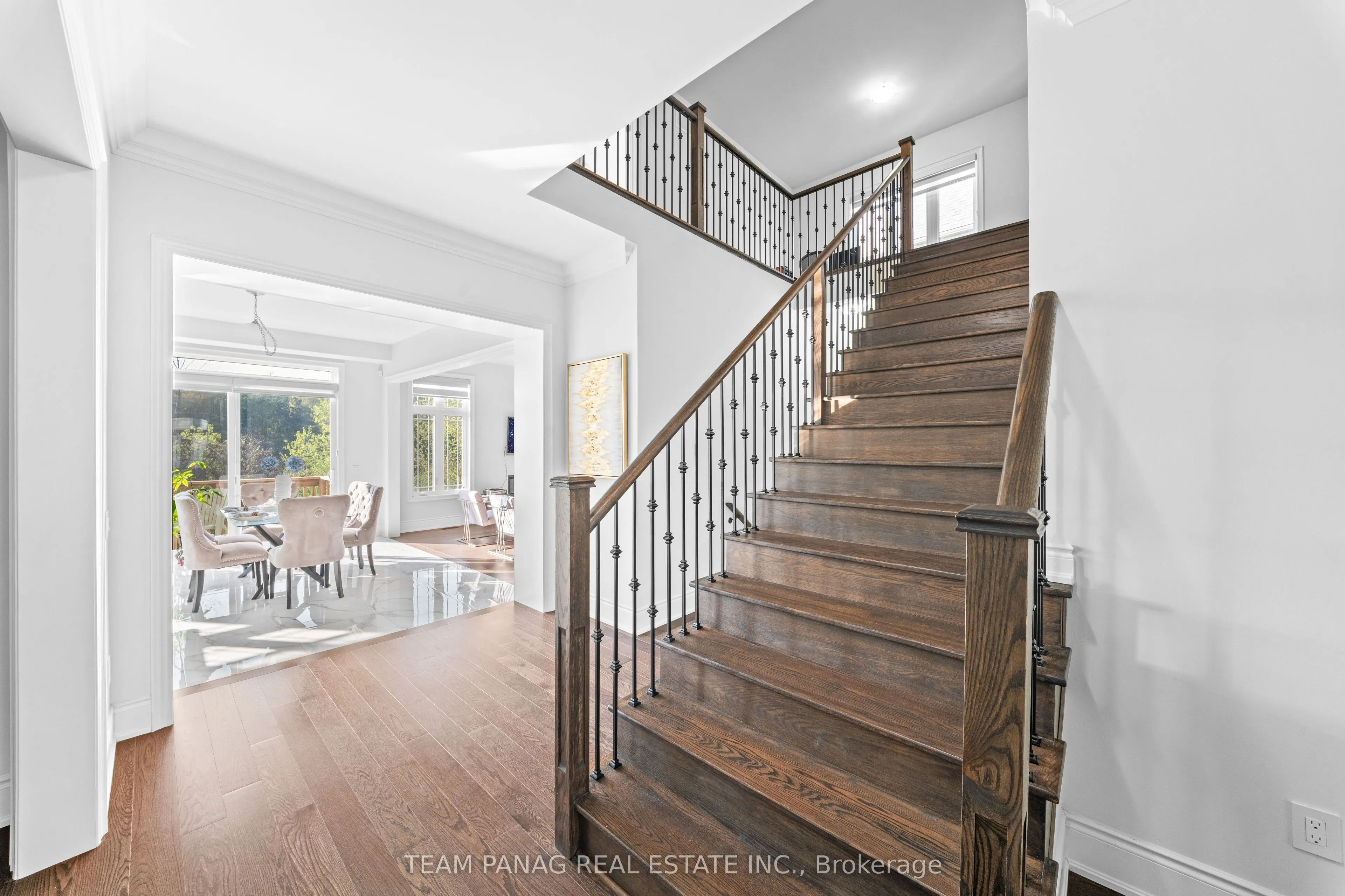 91 Raspberry Ridge Avenue