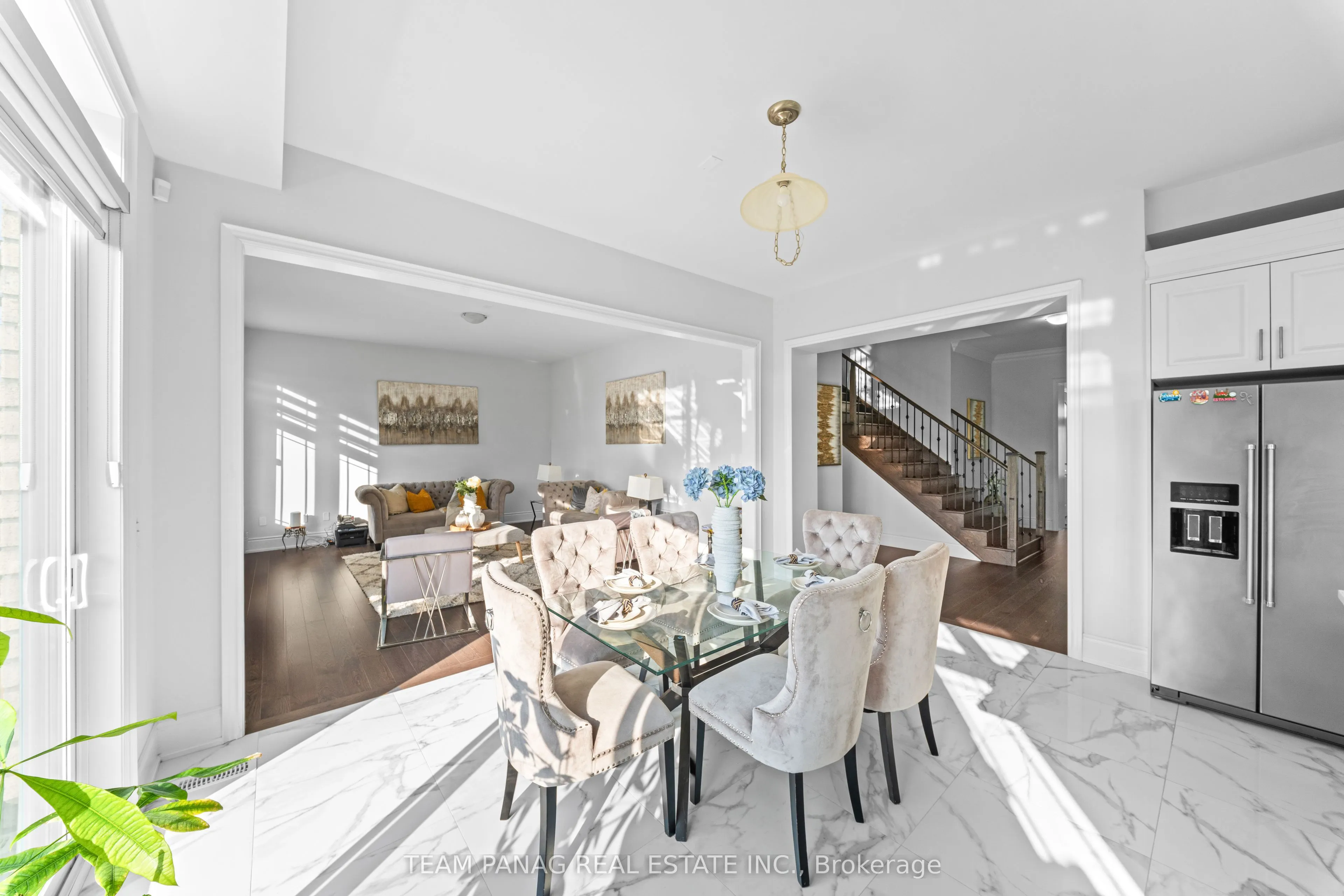 91 Raspberry Ridge Avenue