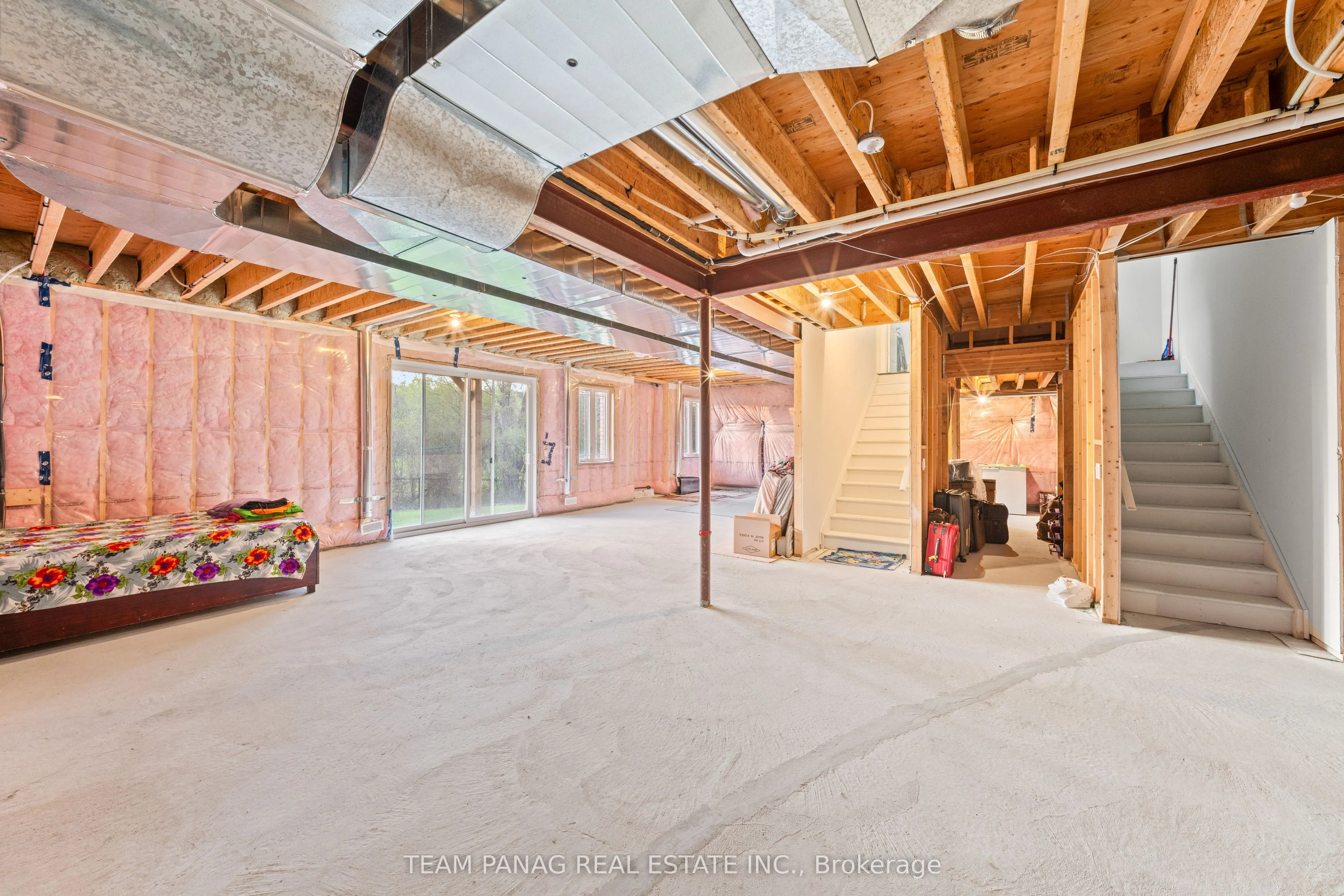 91 Raspberry Ridge Avenue