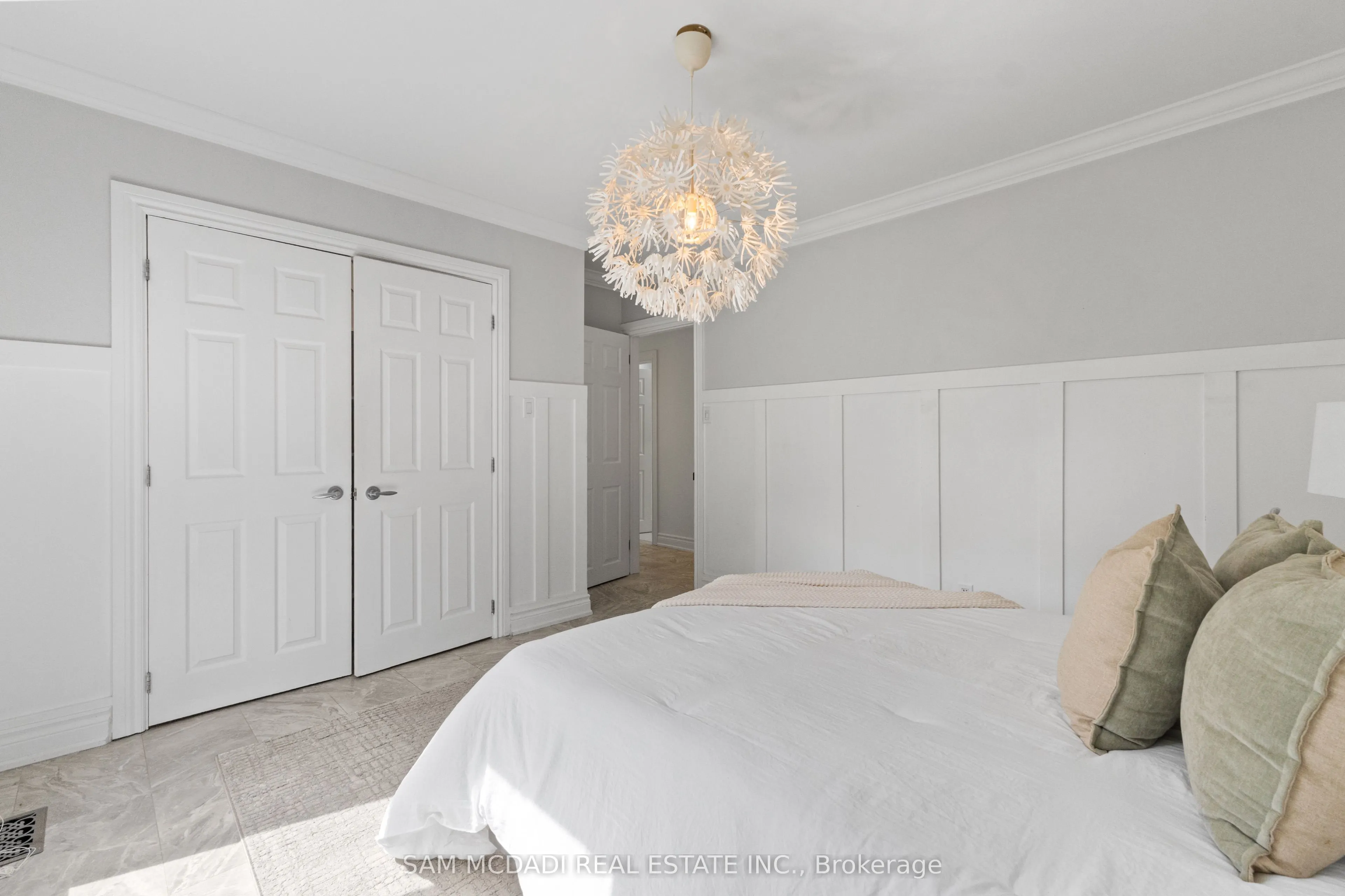 927 Ingersoll Court