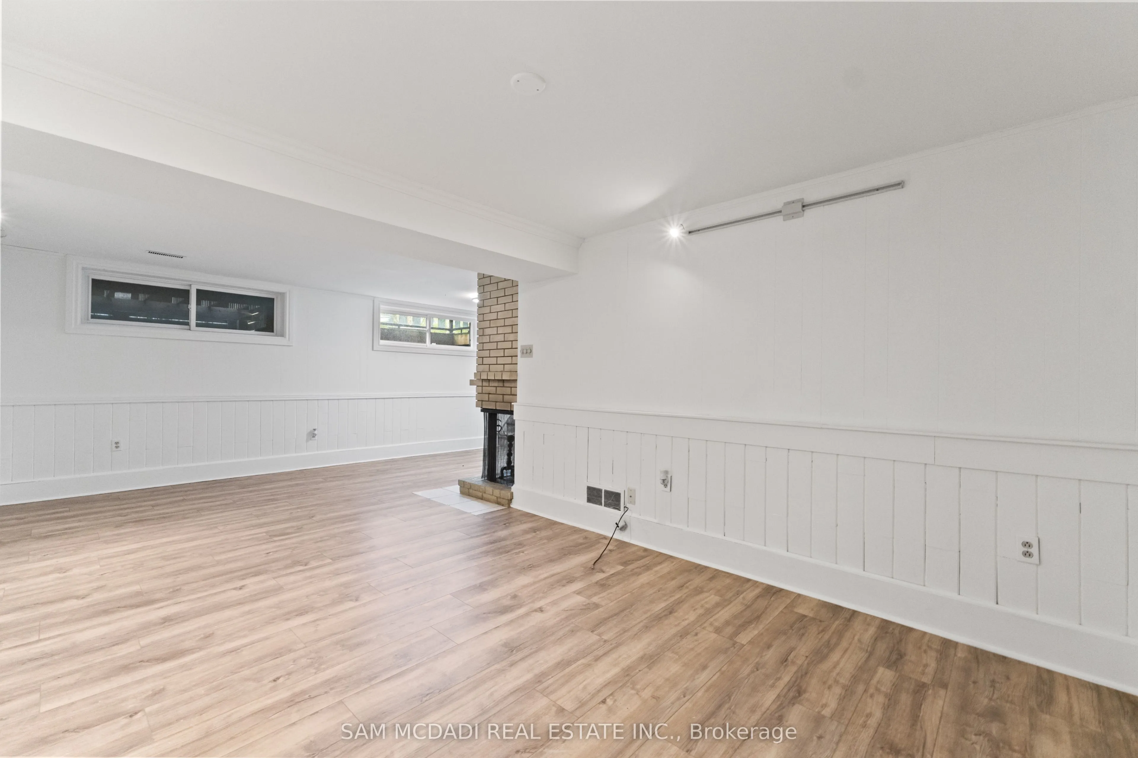 927 Ingersoll Court