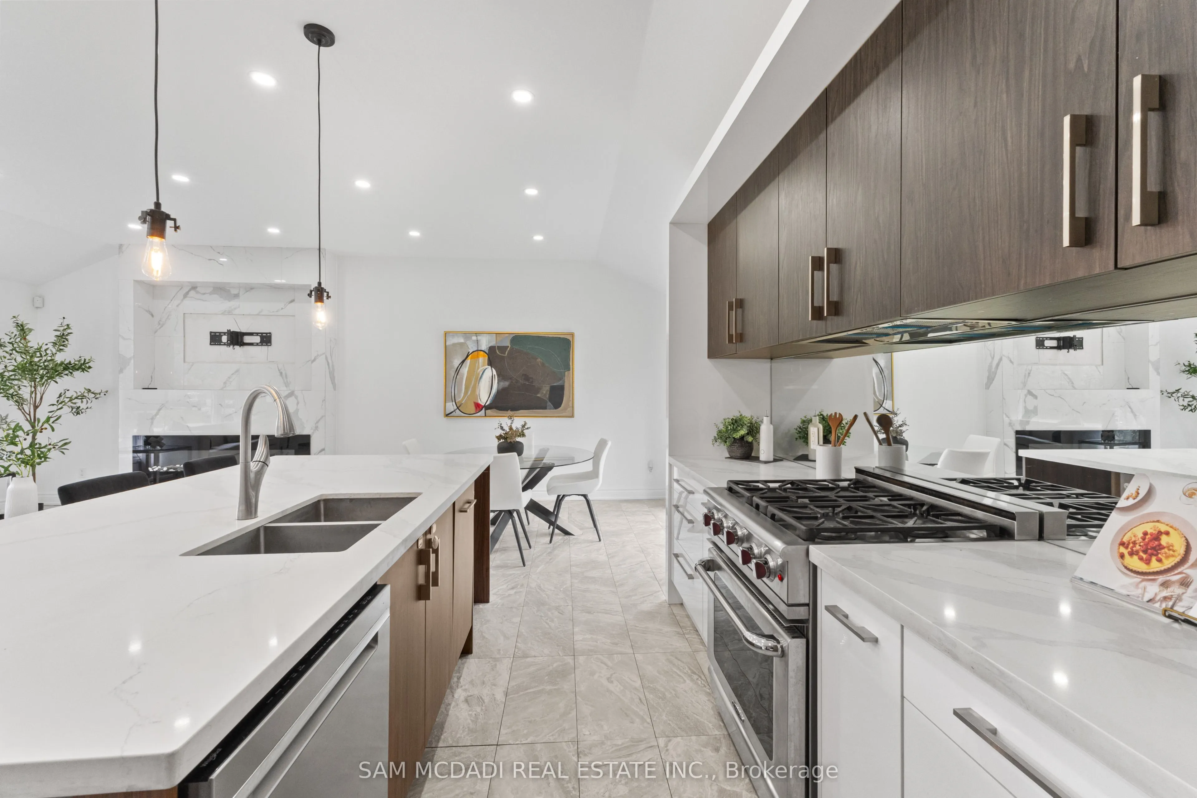 927 Ingersoll Court