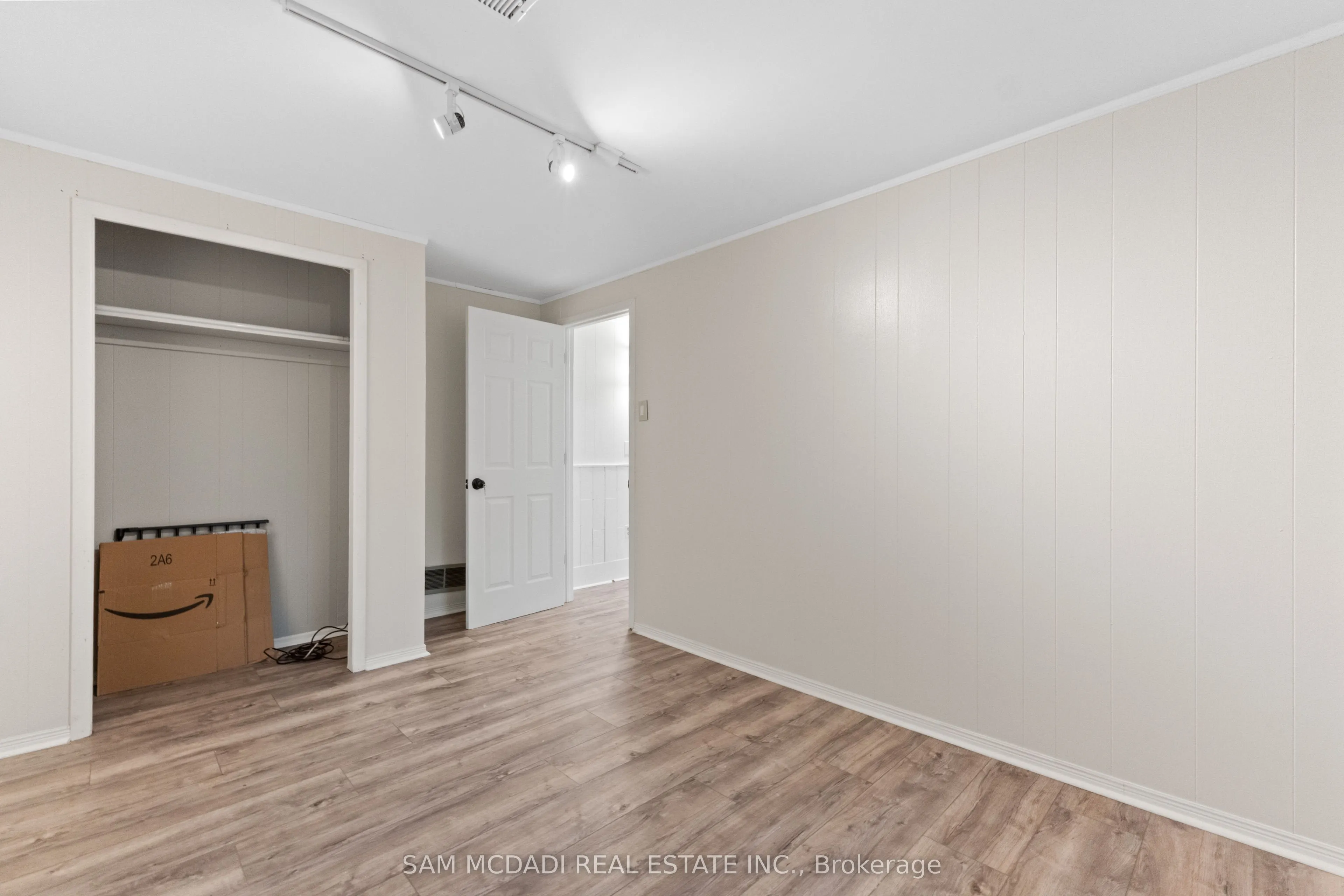 927 Ingersoll Court
