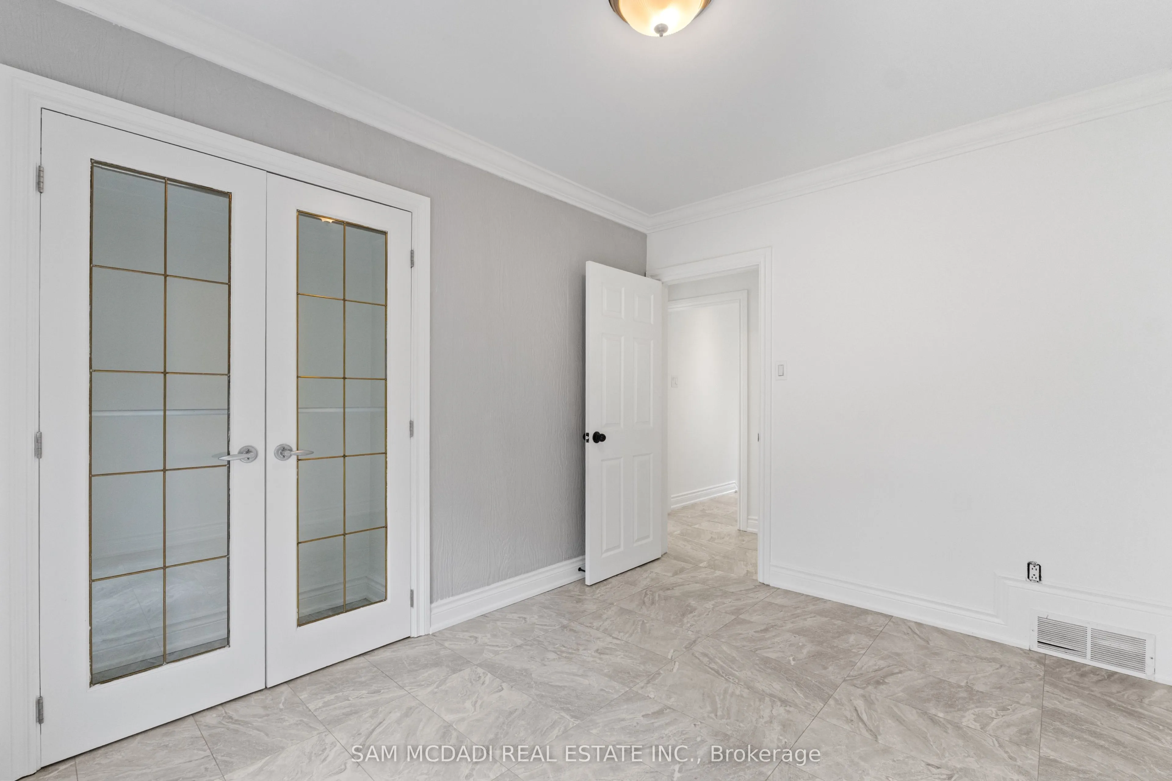 927 Ingersoll Court