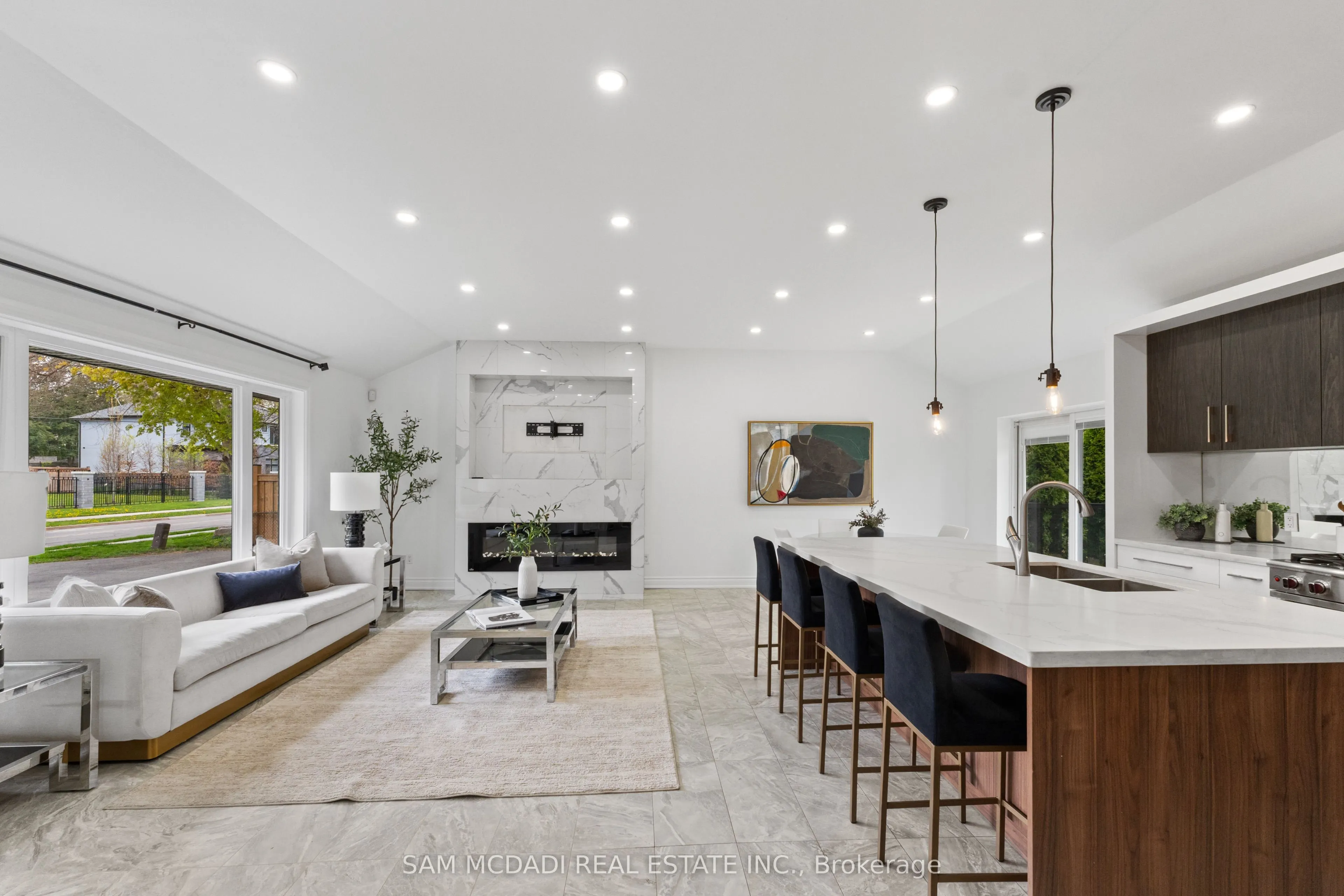 927 Ingersoll Court
