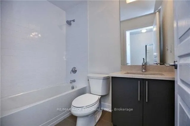 128 Garden Drive #323