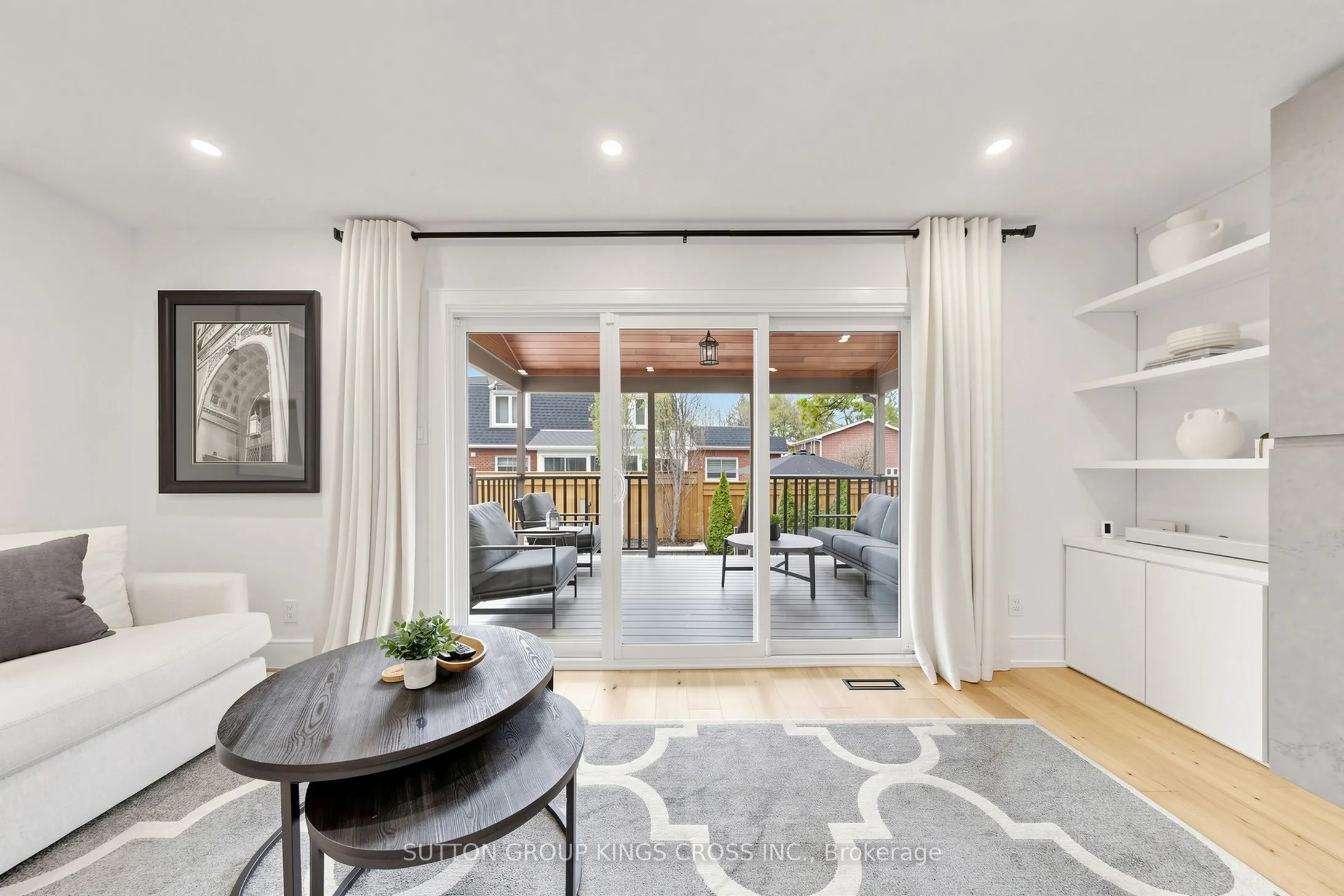 360 Isabella Avenue