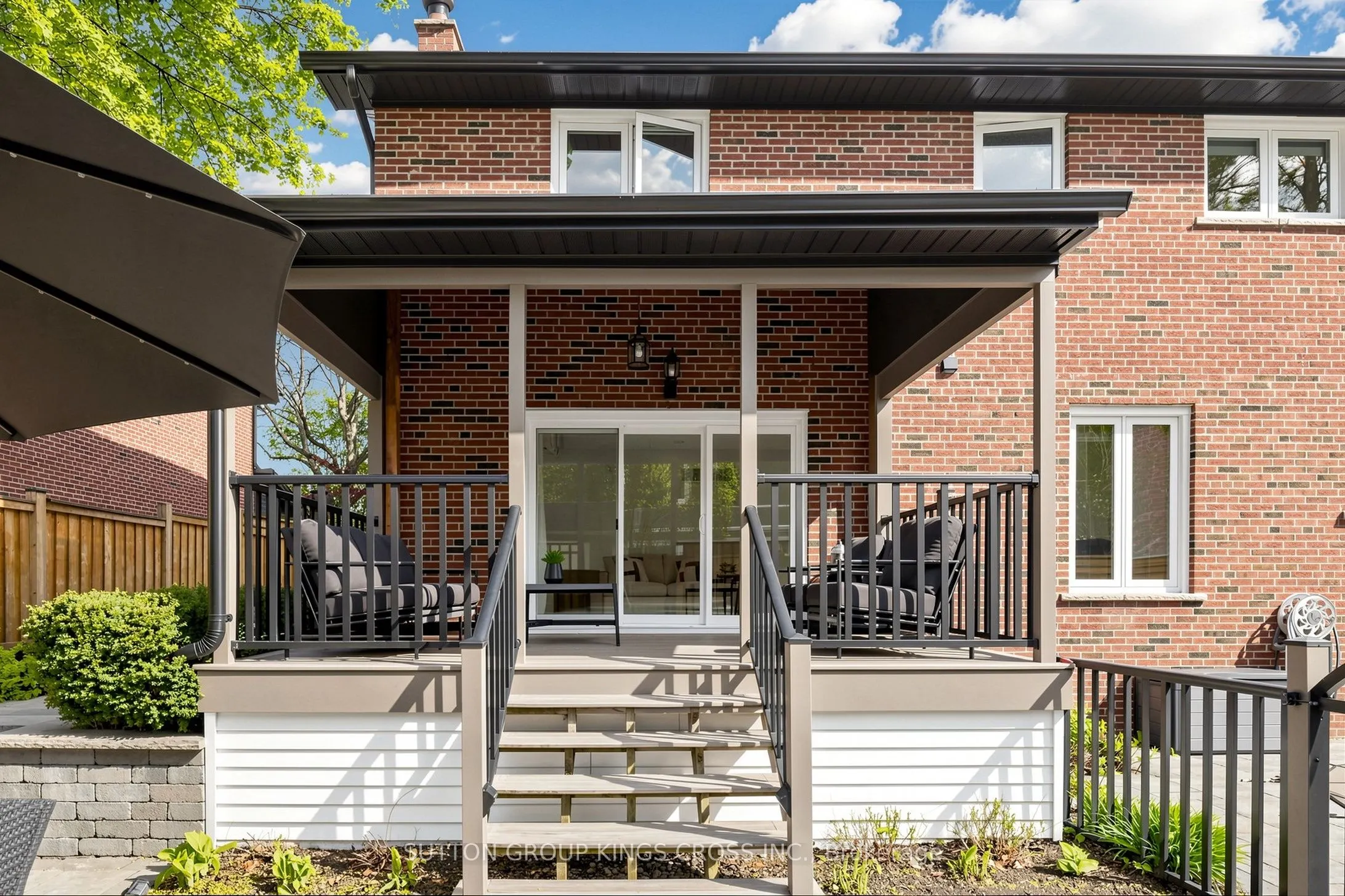 360 Isabella Avenue