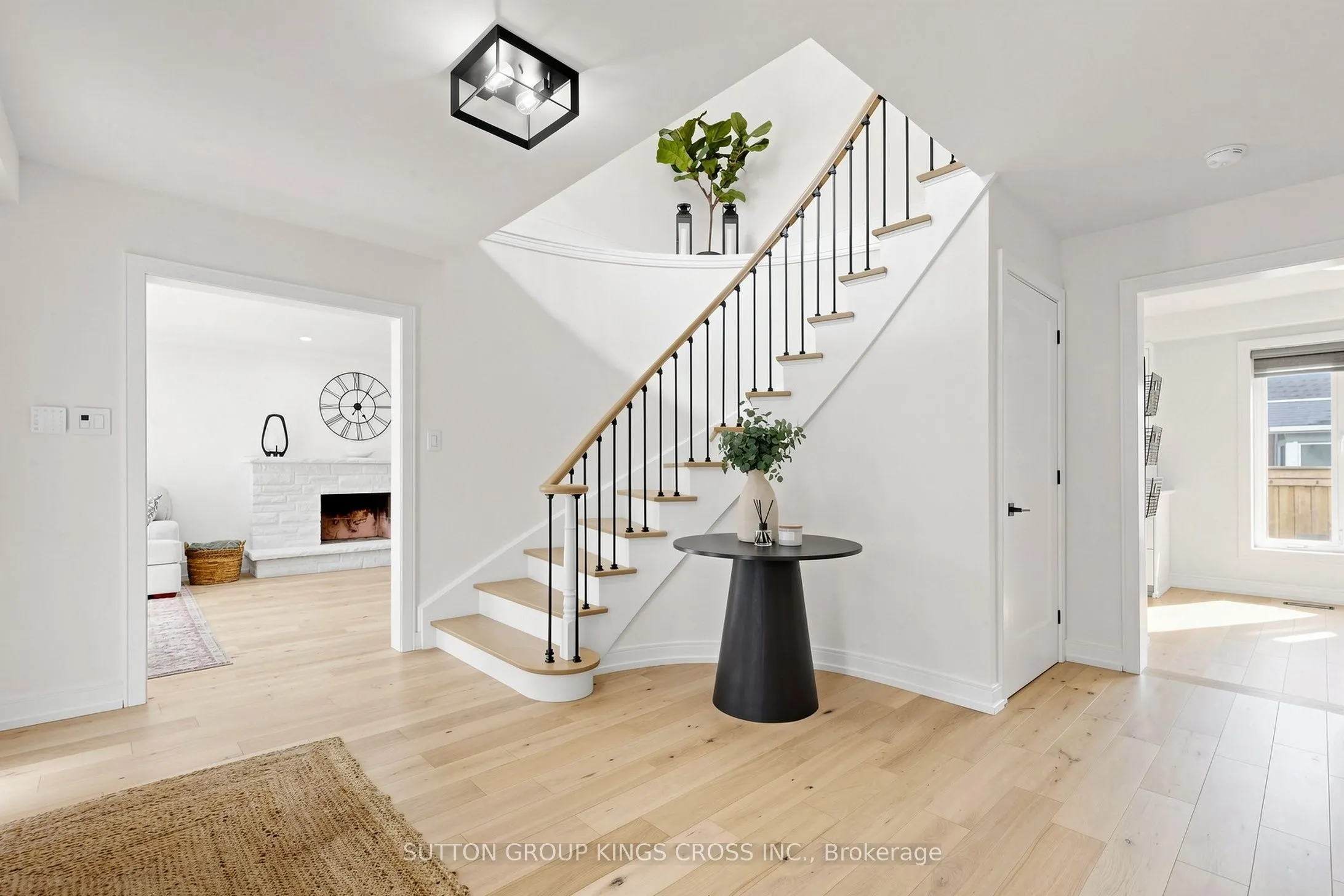 360 Isabella Avenue