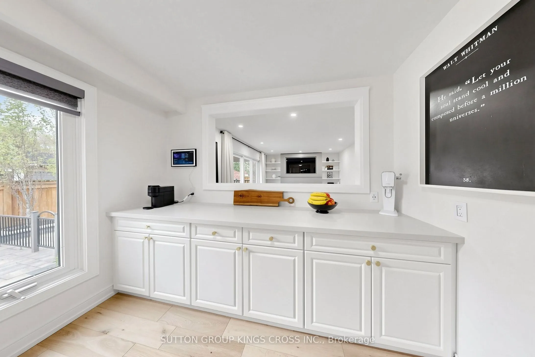 360 Isabella Avenue
