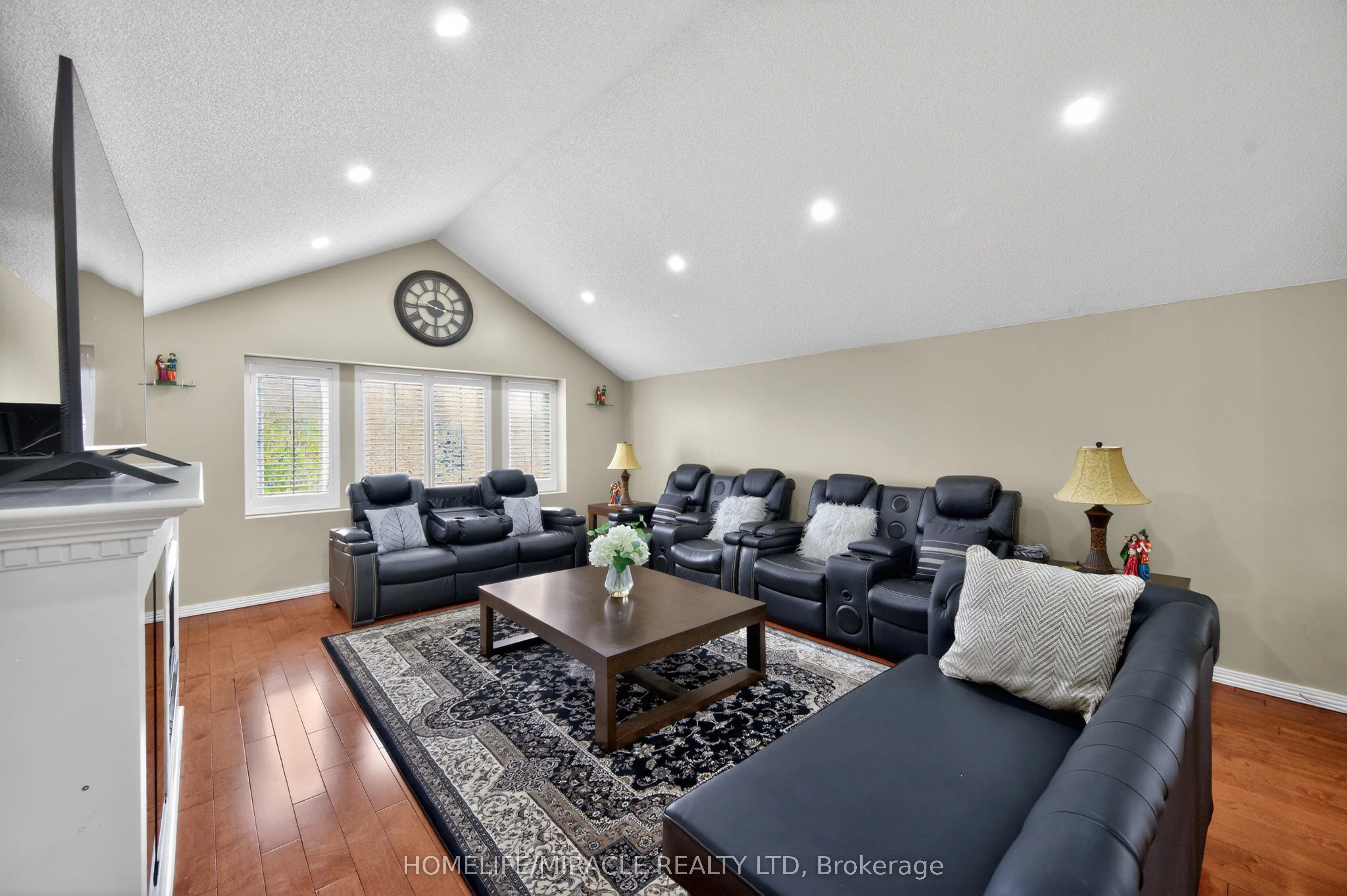 5342 Crane Court