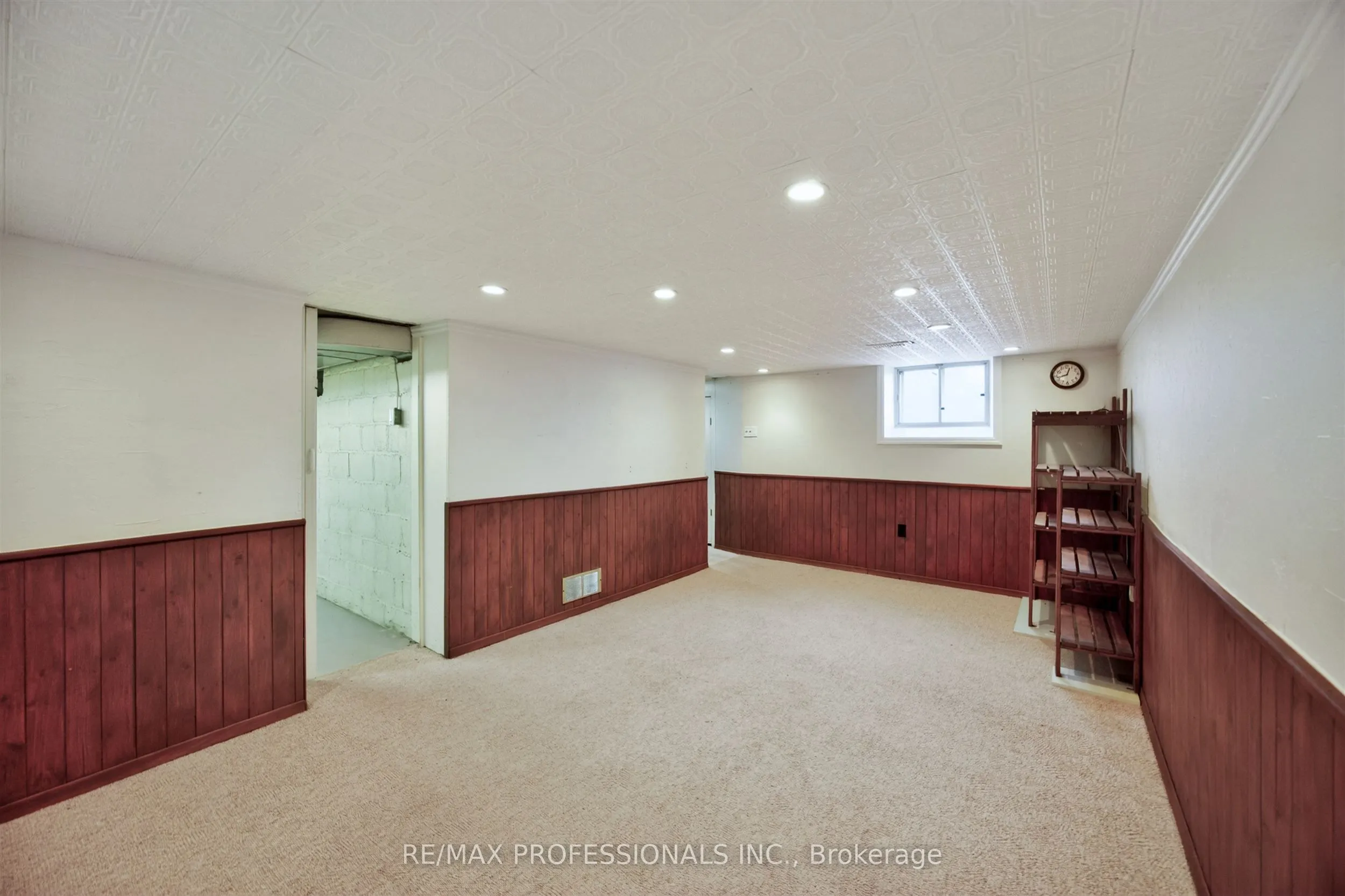 27 Nottingham Drive