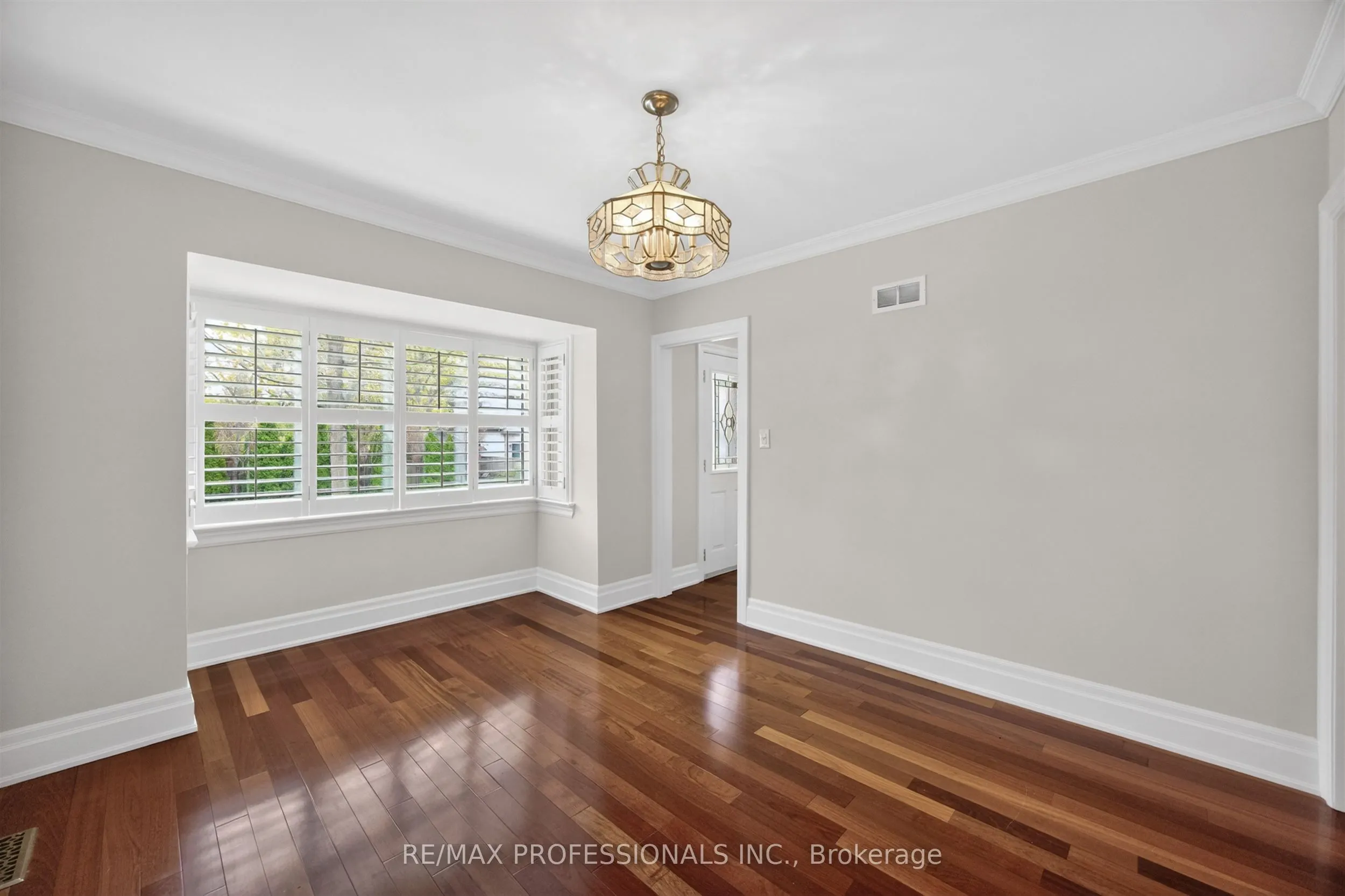 27 Nottingham Drive