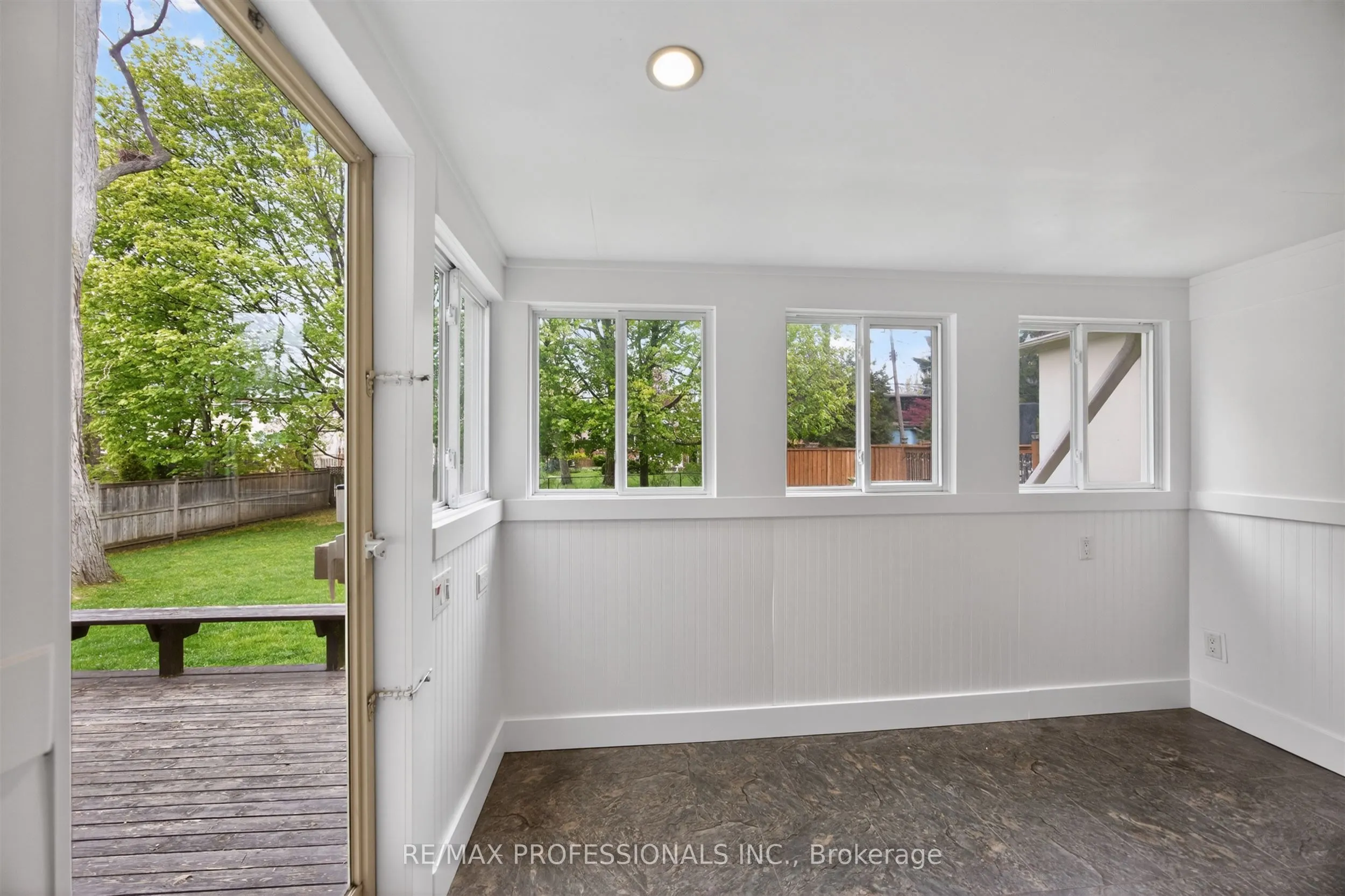 27 Nottingham Drive